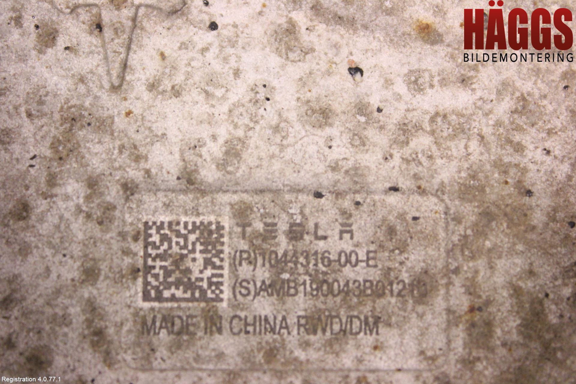 Tesla MODEL 3 17- Styrspindel Lagerhus Hö