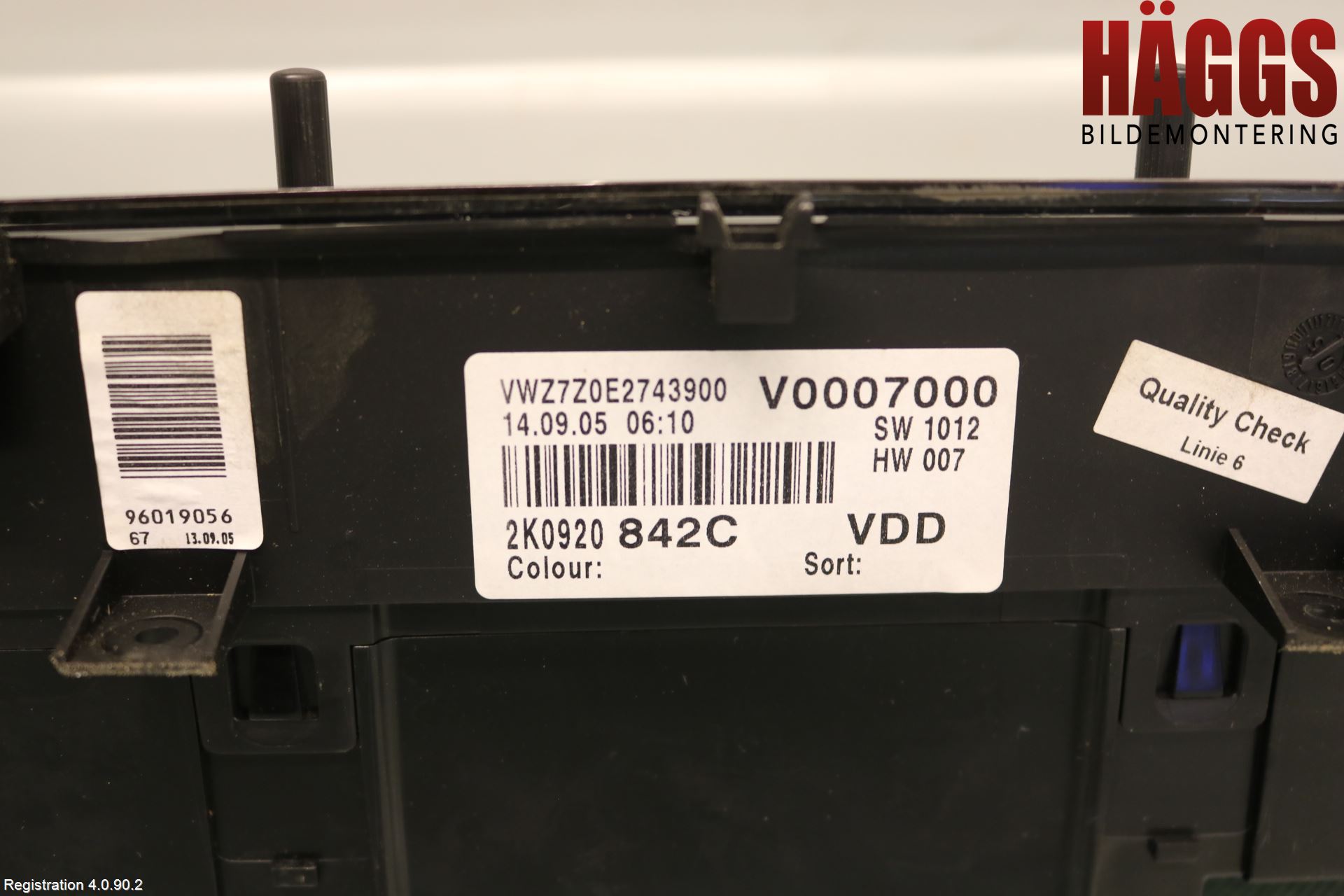 Volkswagen VW CADDY      04-10 Instrument Komb