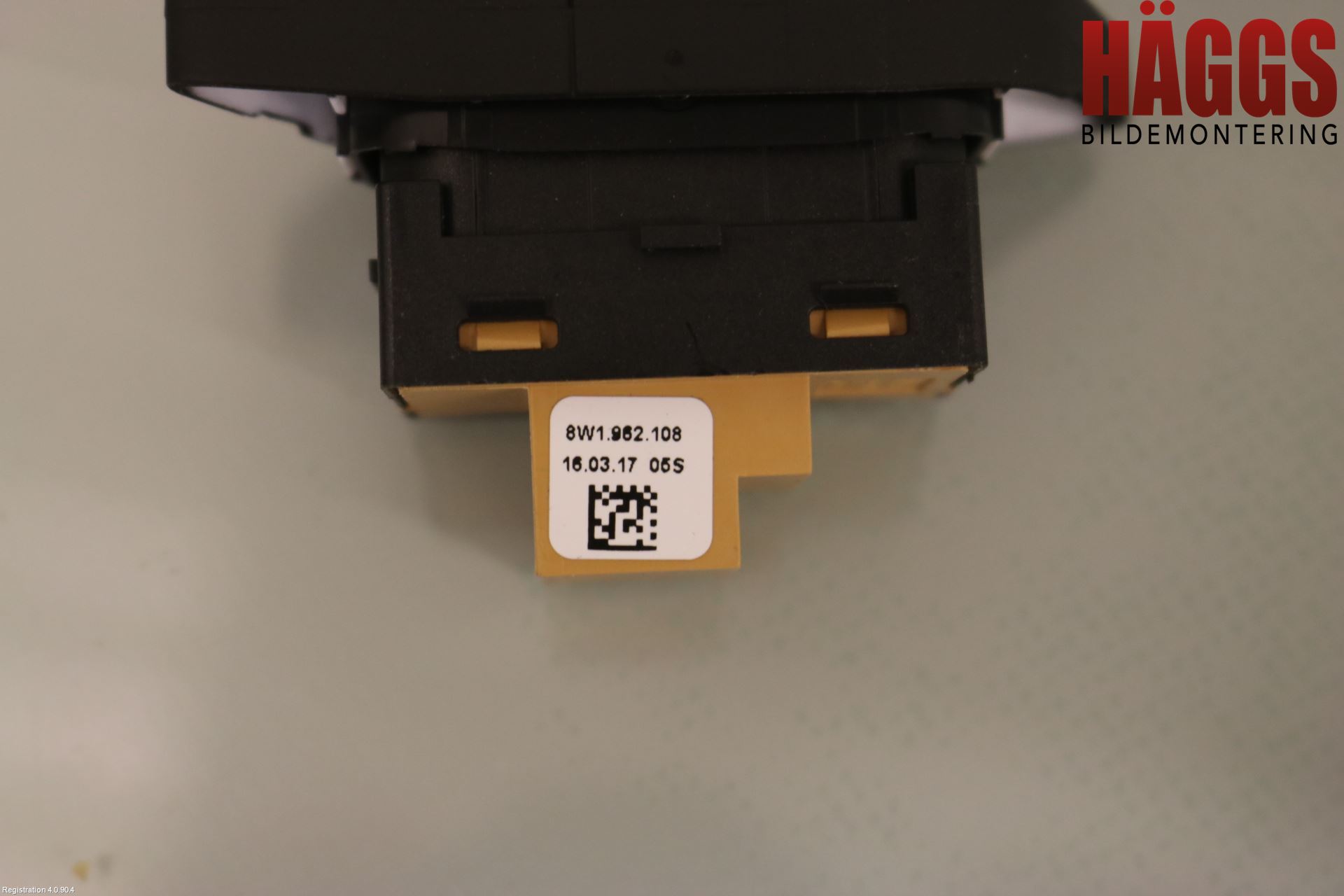 Audi A4 ALLROAD 17- Strömställare Centrallås