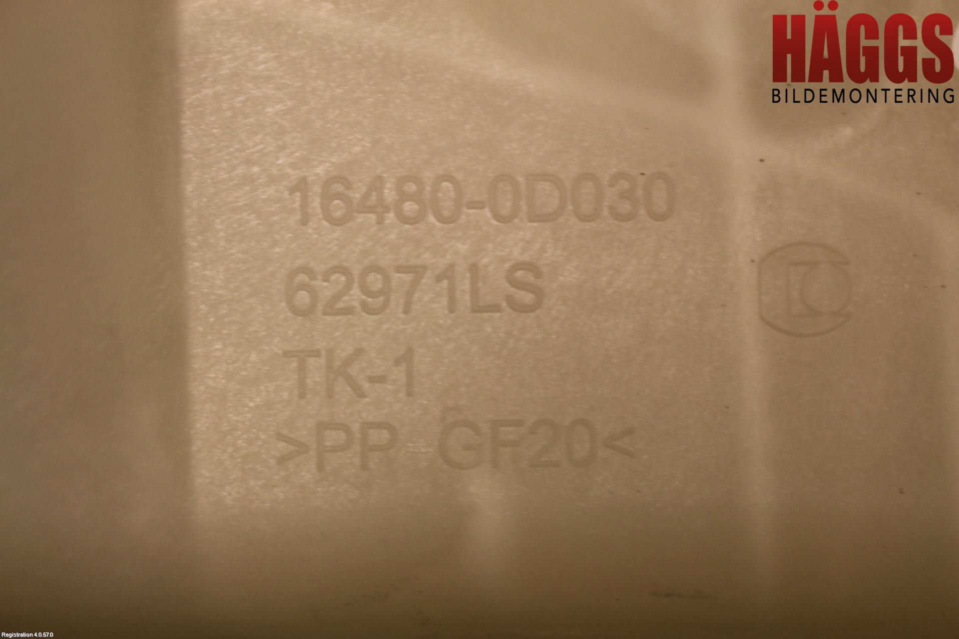 Toyota AURIS 10-12 Expansionstank