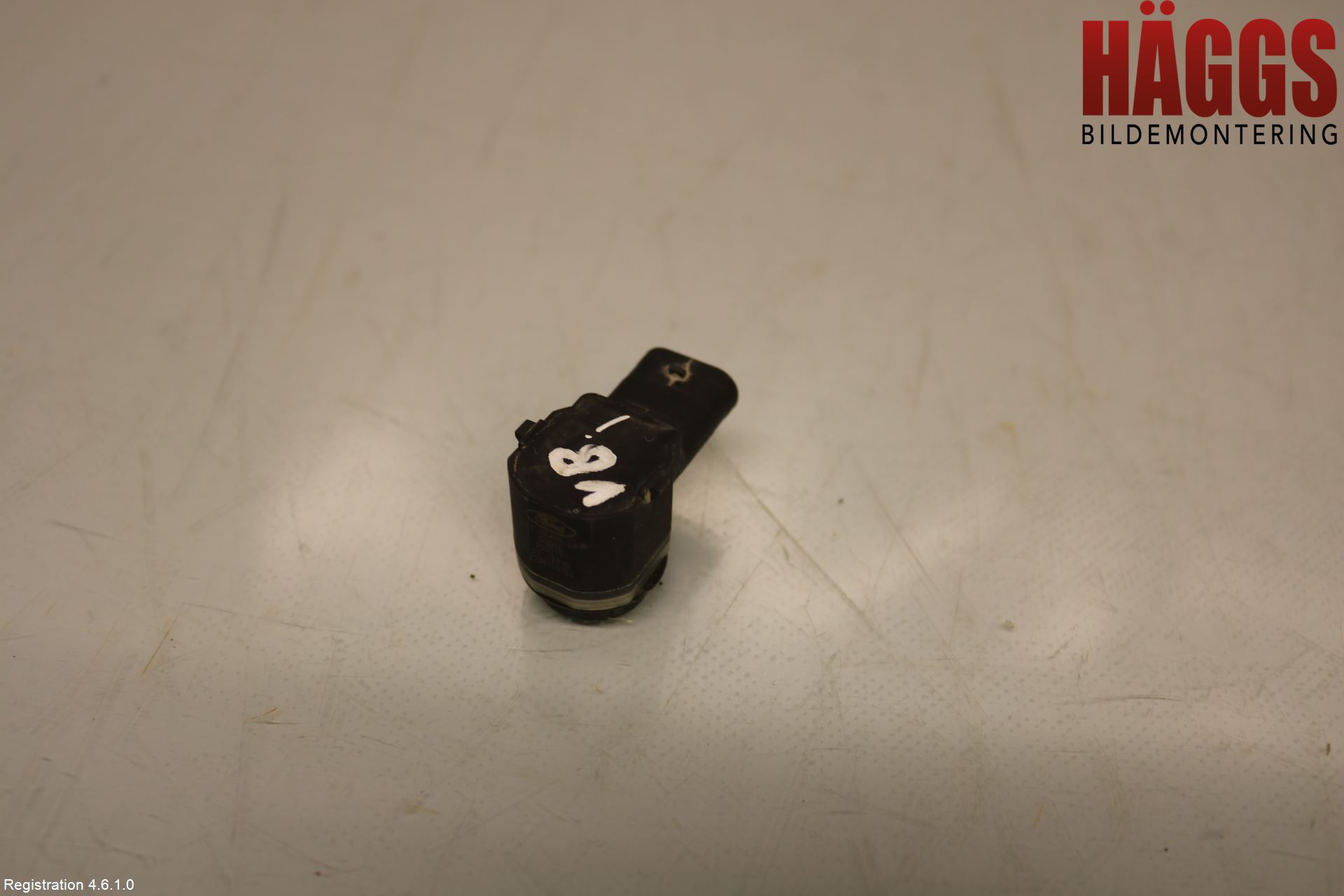 Ford KUGA 13-16 Parkeringshjälp Backsensor
