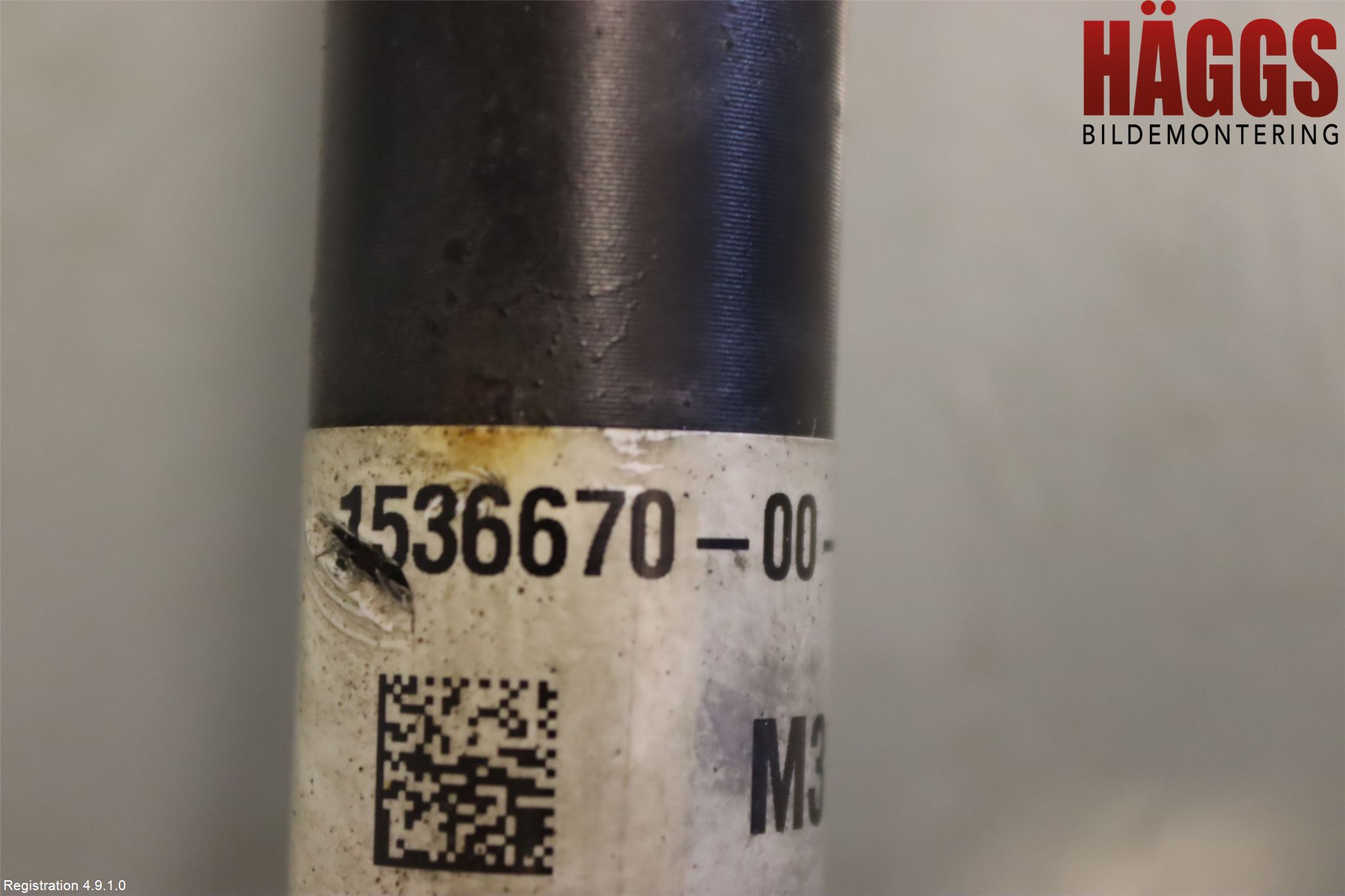 Tesla MODEL 3 17- Drivaxel Fram Vänster