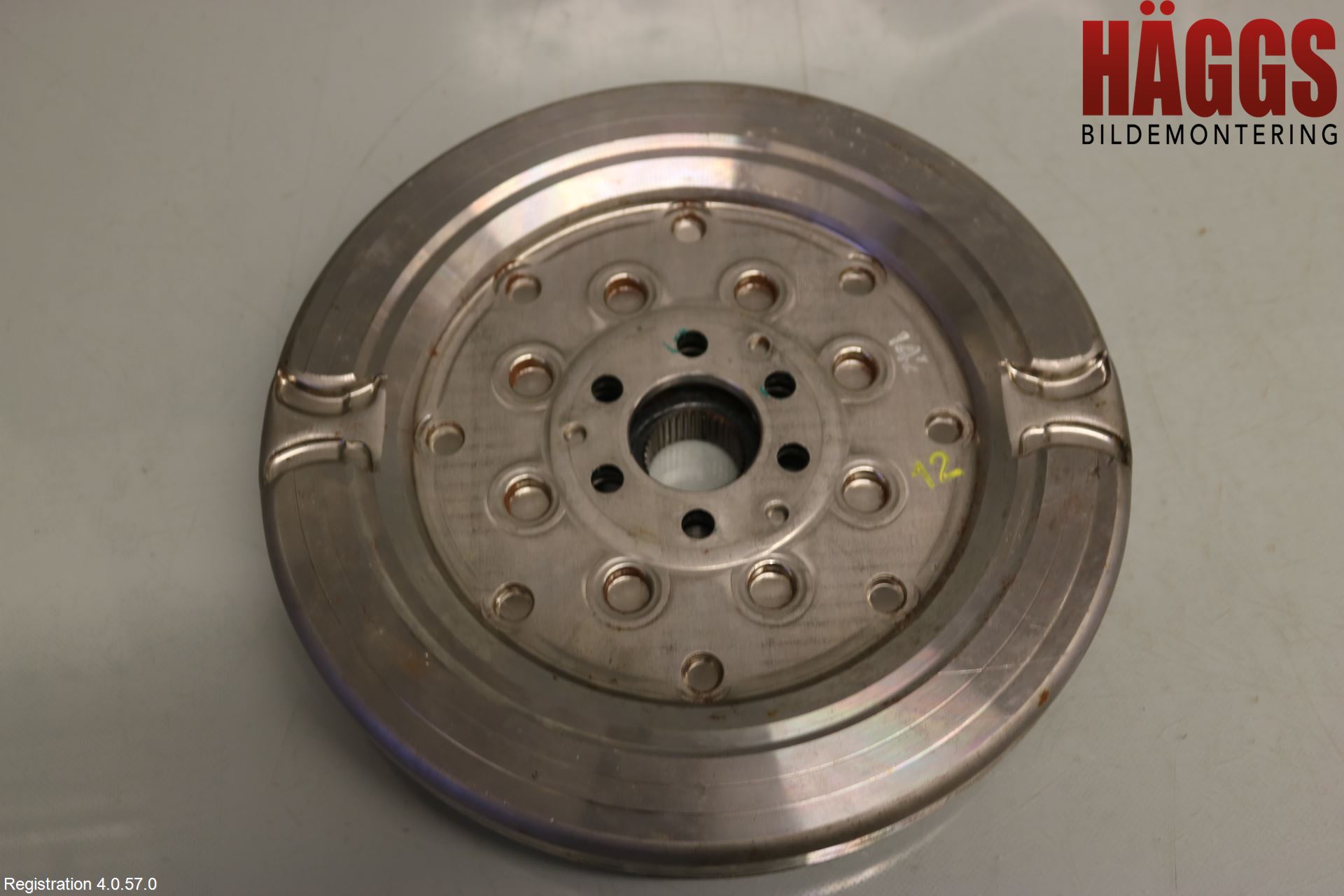 Volkswagen VW PASSAT 15-19 Svänghjul Aut