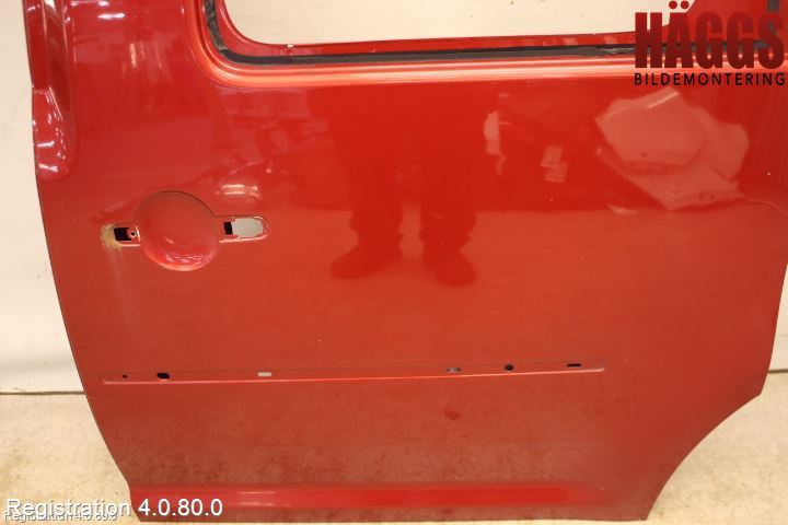 Volkswagen VW CADDY      04-10 Dörr Sido-Skjutdörr Vä