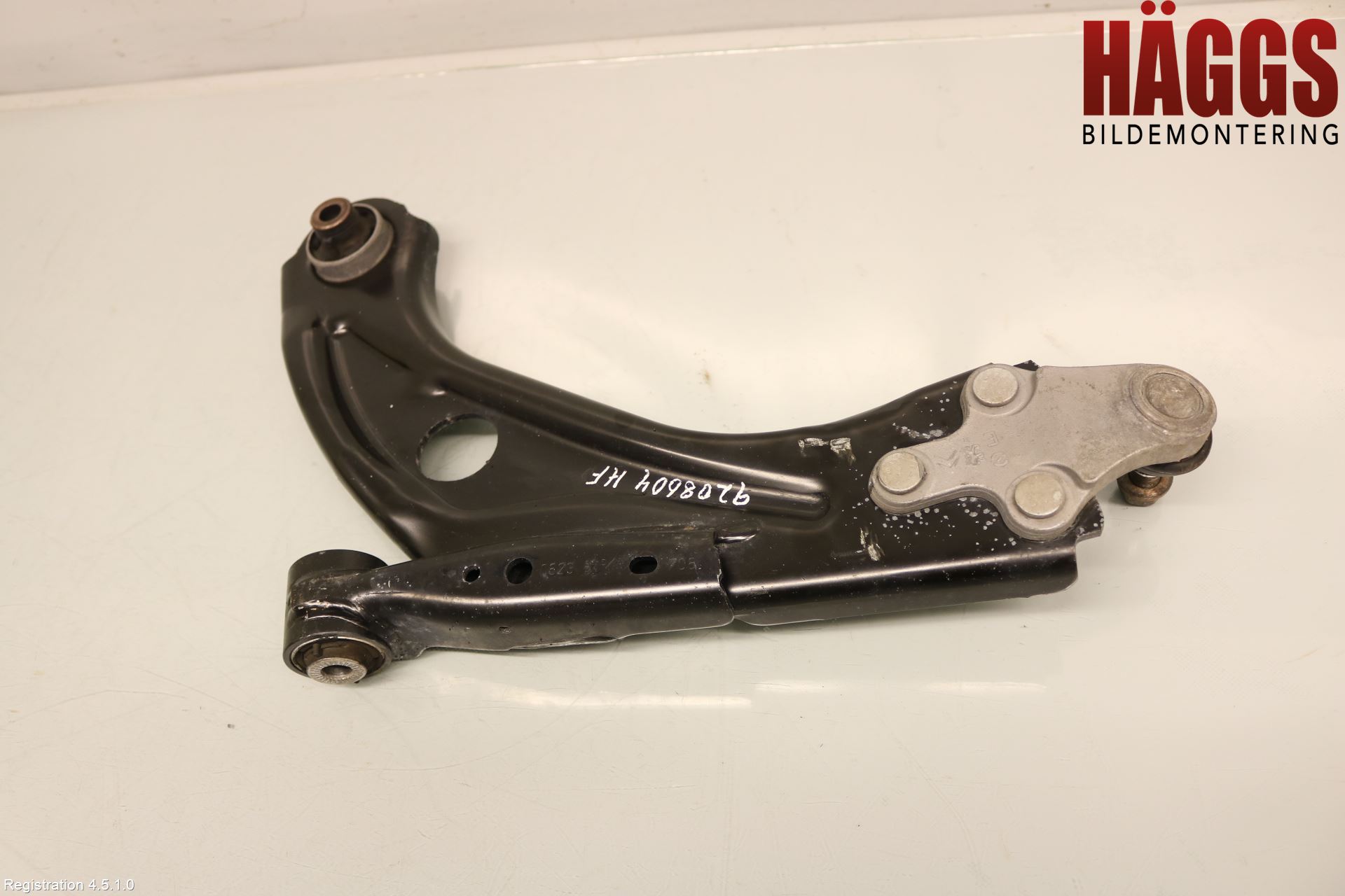 Citroen C5 AIRCROSS 19- Bärarm Fram Undre Hö
