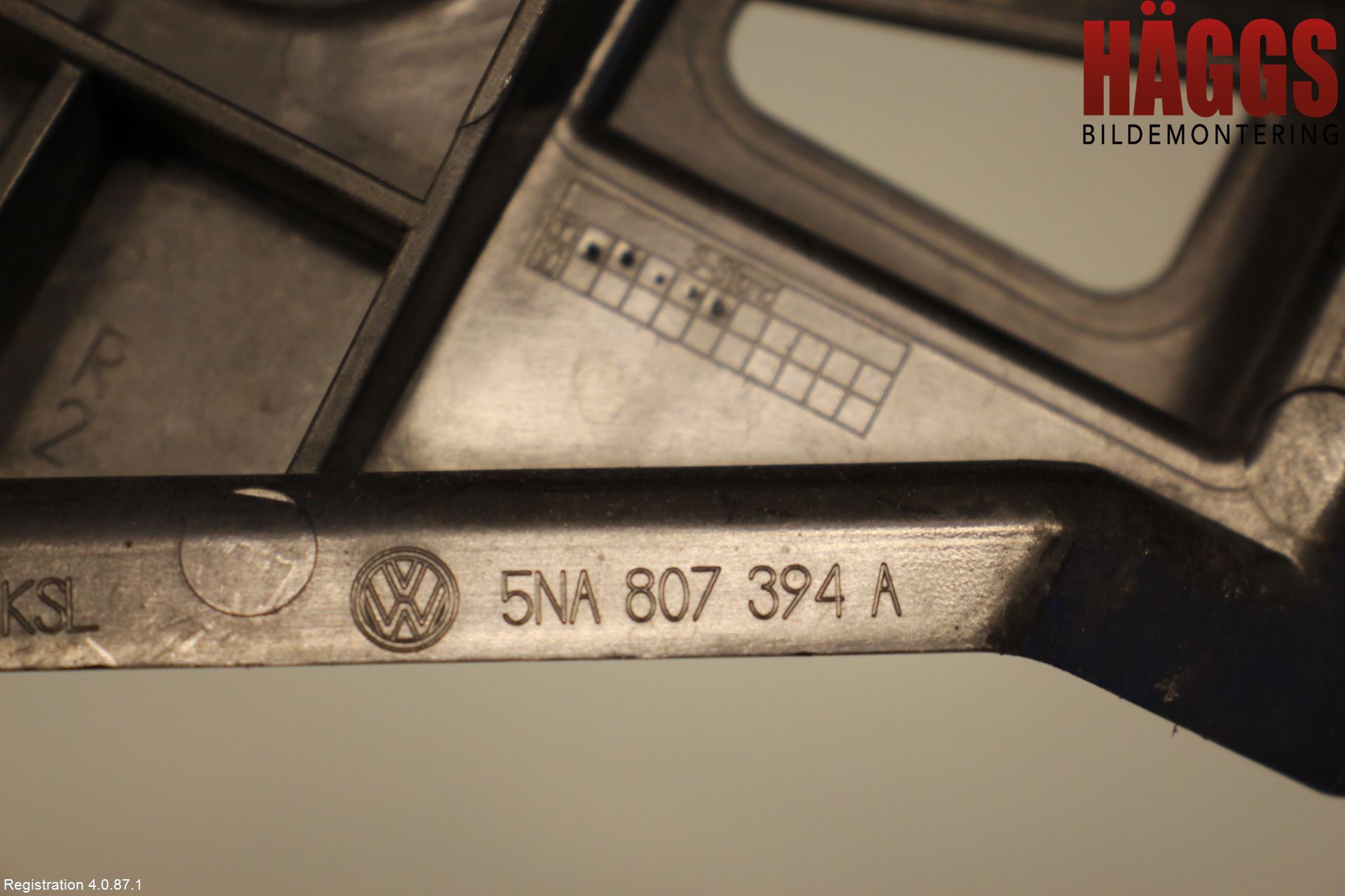 Volkswagen VW TIGUAN 16-24 Stötfångarfäste Bak Hö