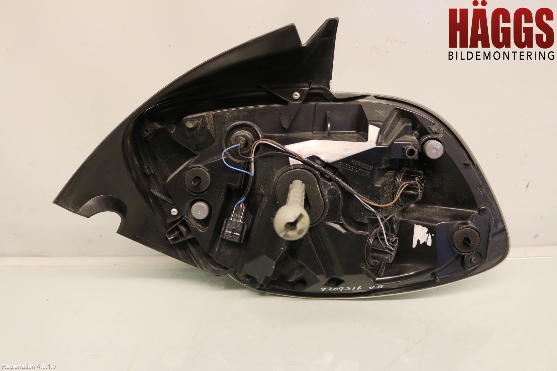 Renault ZOE/E-TECH 13- Bakljus Vänster