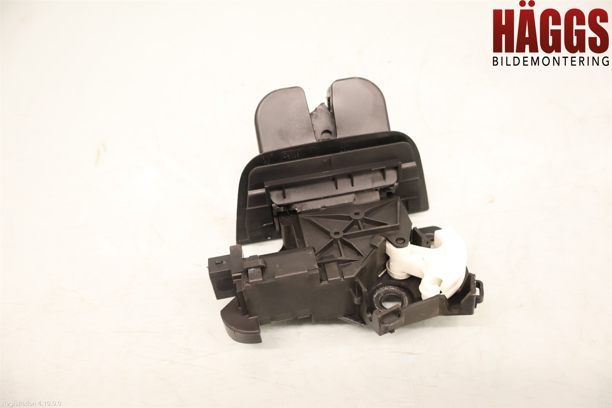 Audi A4/S4 05-07 Låskista Baklucka