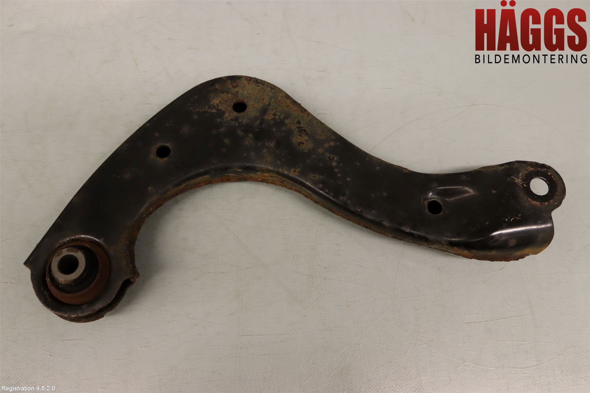 Toyota COROLLA 19- Bärarm Bak Övre Höger