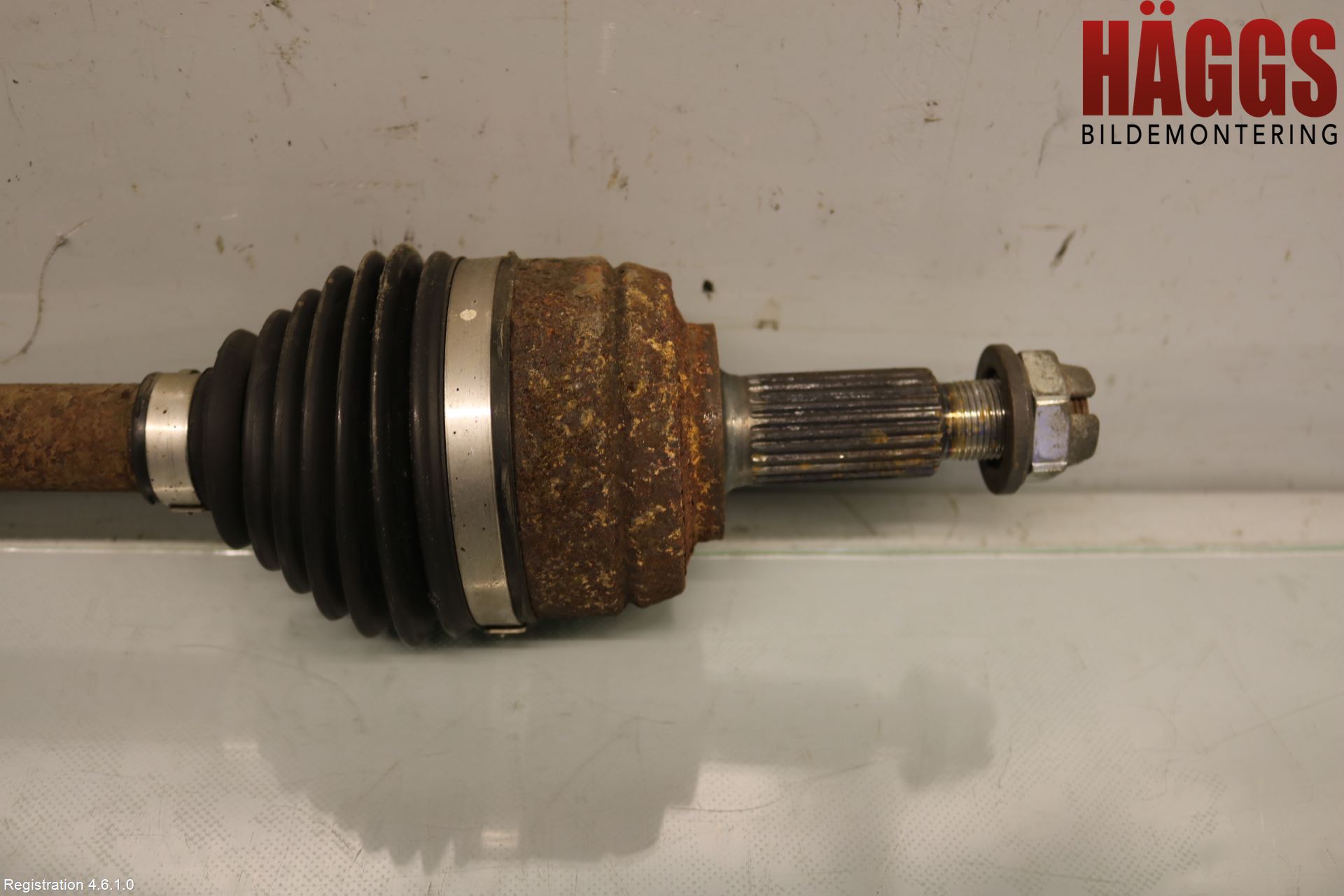 Renault EXPRESS 21- Drivaxel Fram Vänster