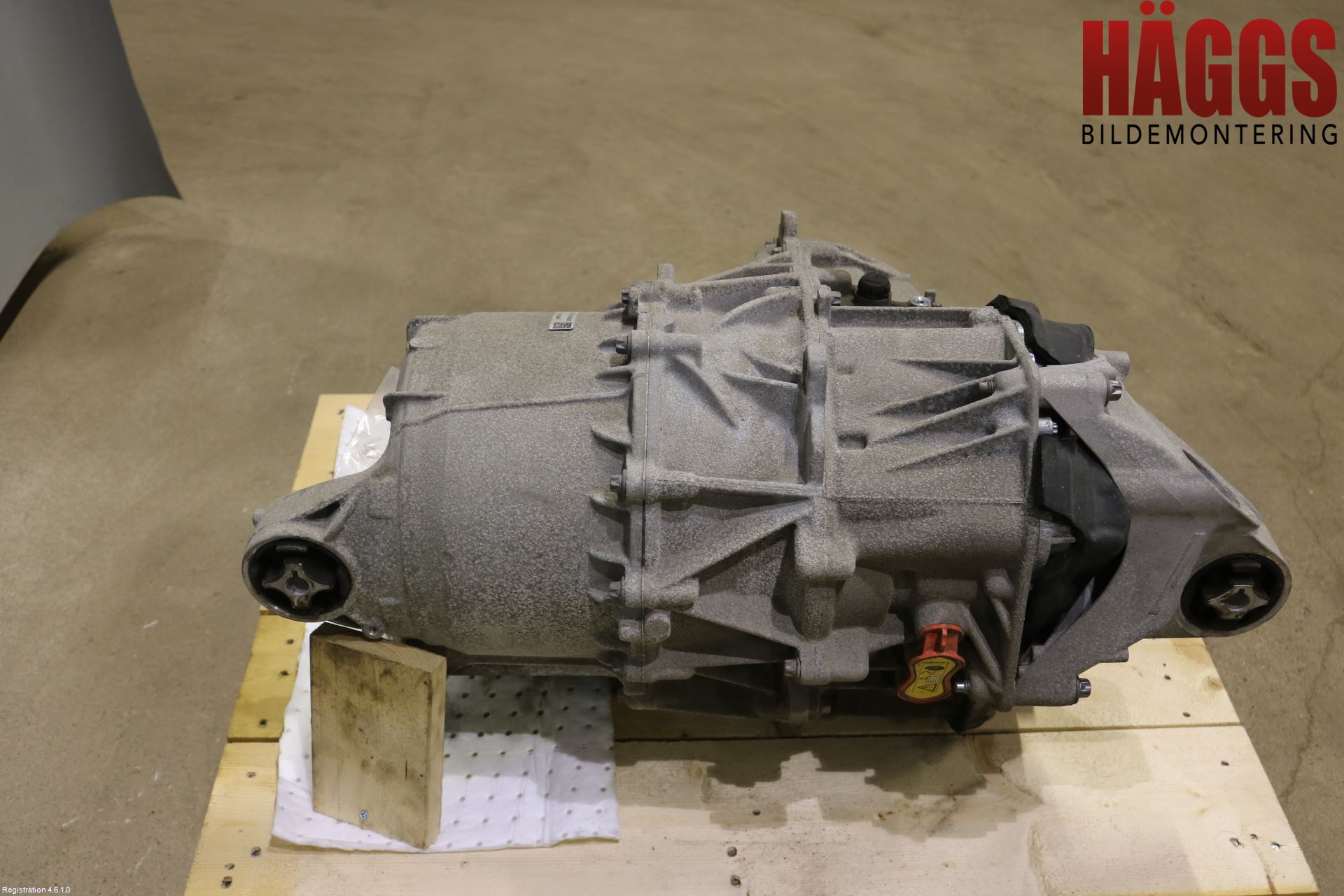 Tesla MODEL Y 21- Motor Elektrisk Bak