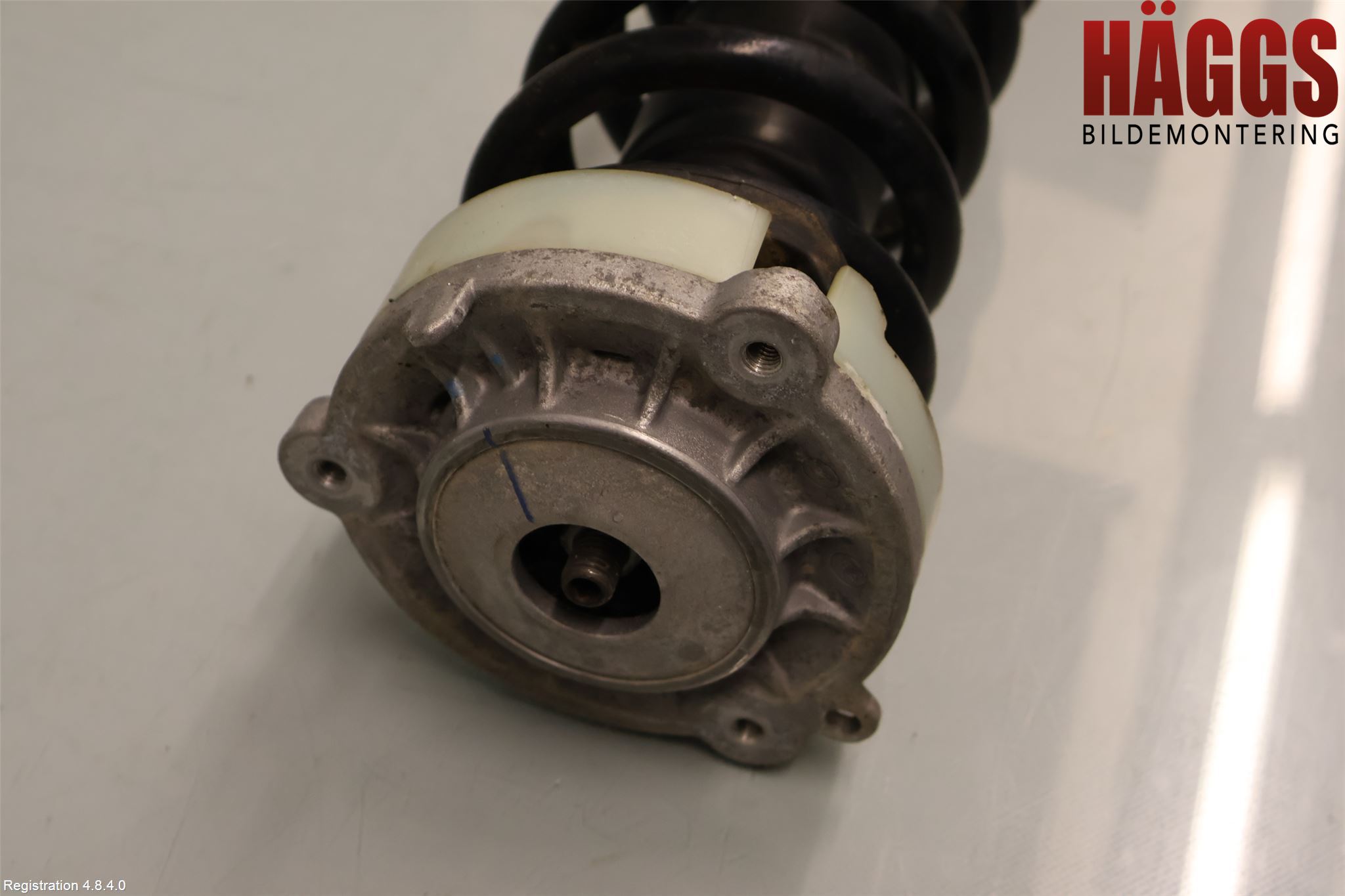 Audi Q5/SQ5 17- Fjäderben Fram Vänster