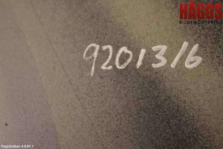 Peugeot 307     01-05 Skärm Fram Vänster