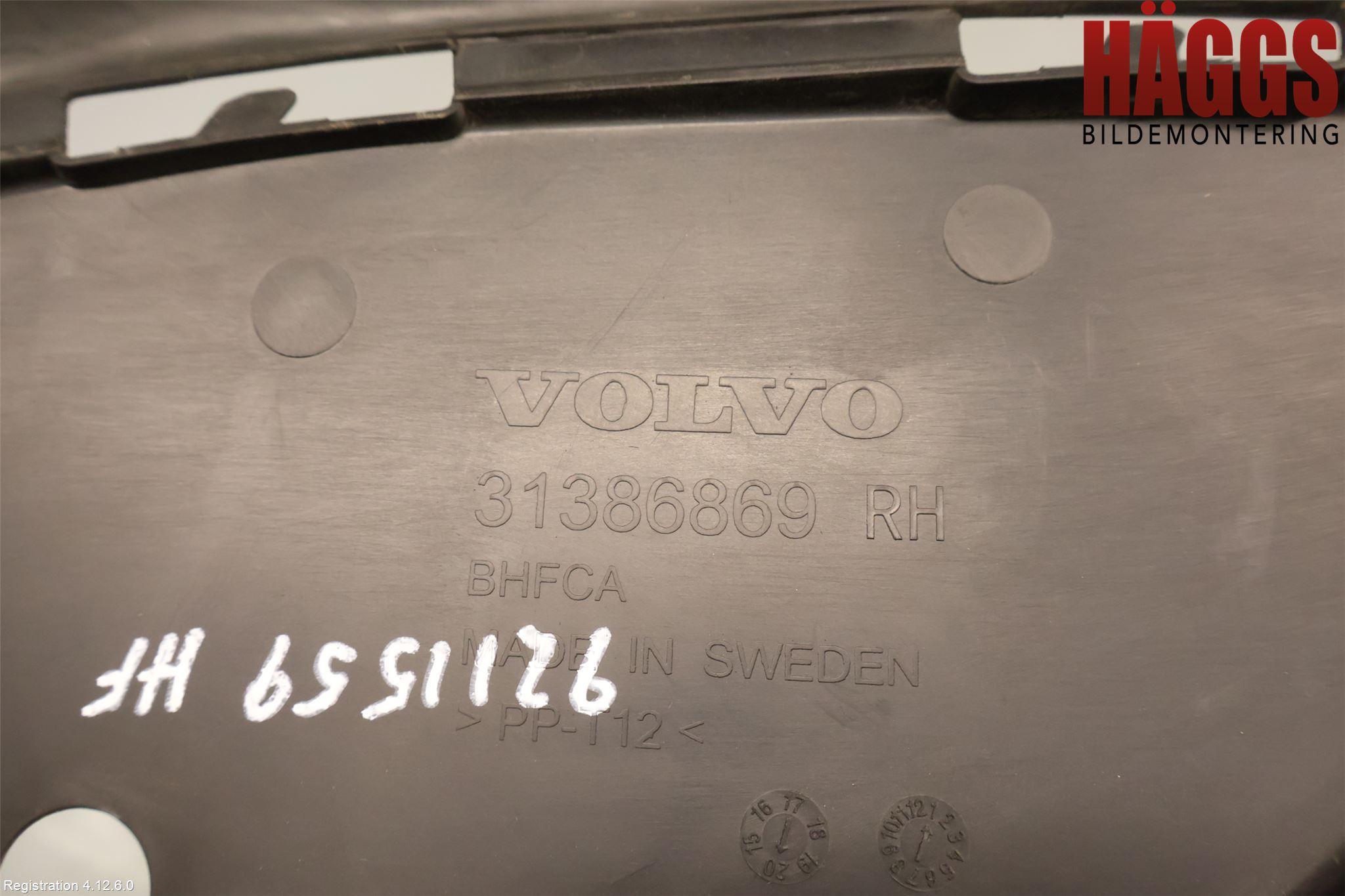 Volvo V90 17->> Täckplast Front