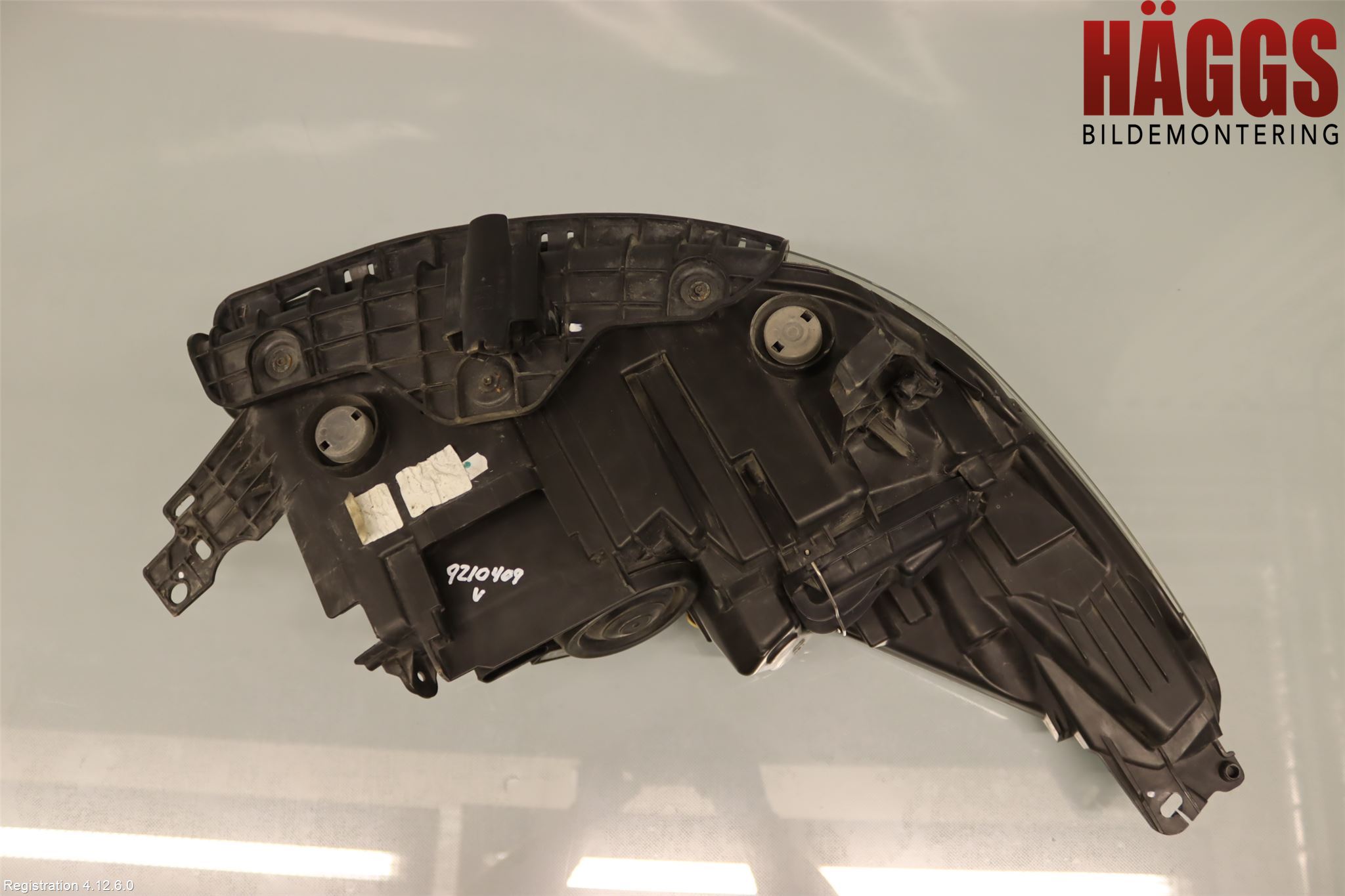 Ford KUGA 13-16 Strålkastare Vänster