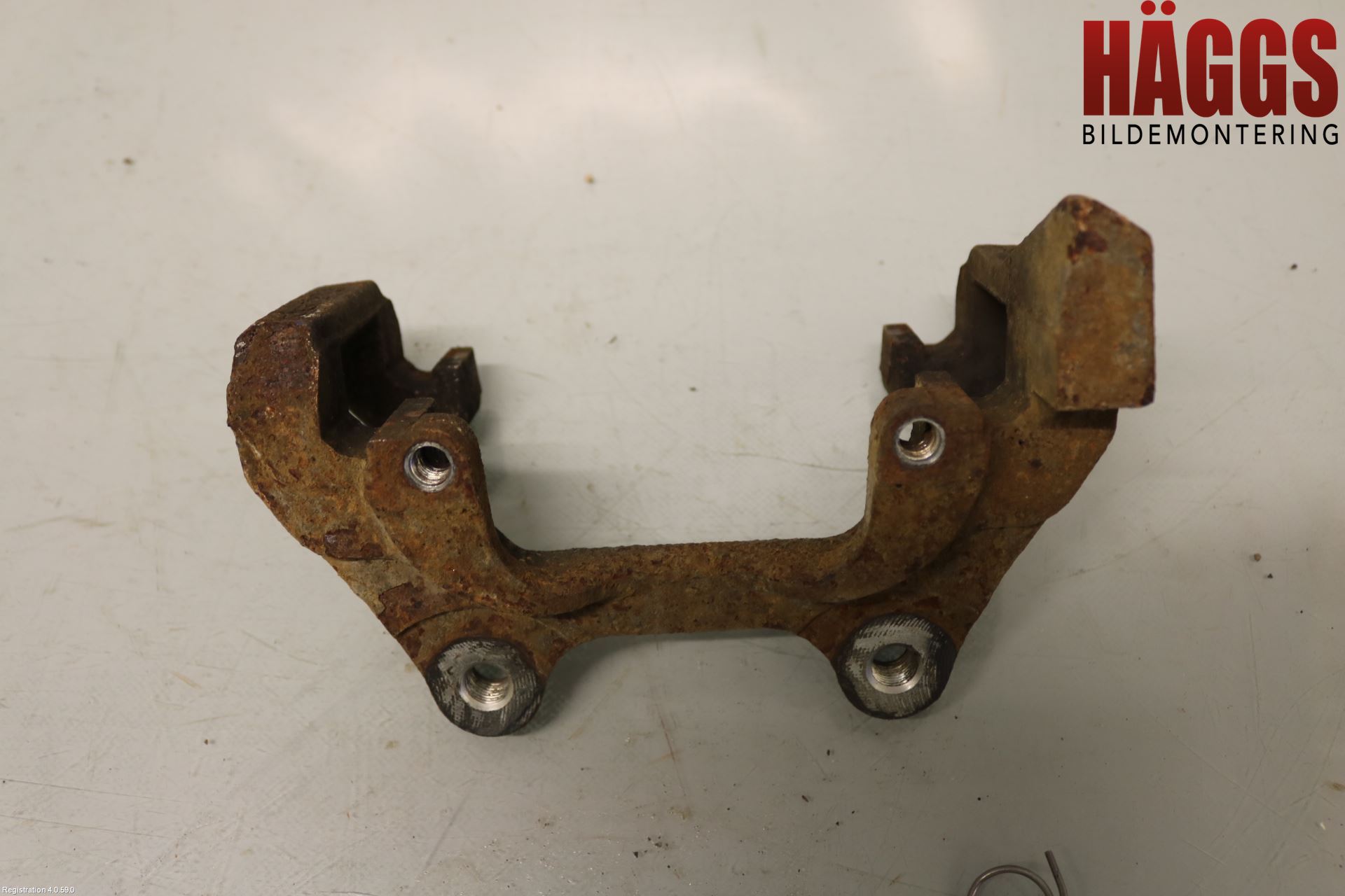 Opel COMBO D 12-18 Bromsokshållare