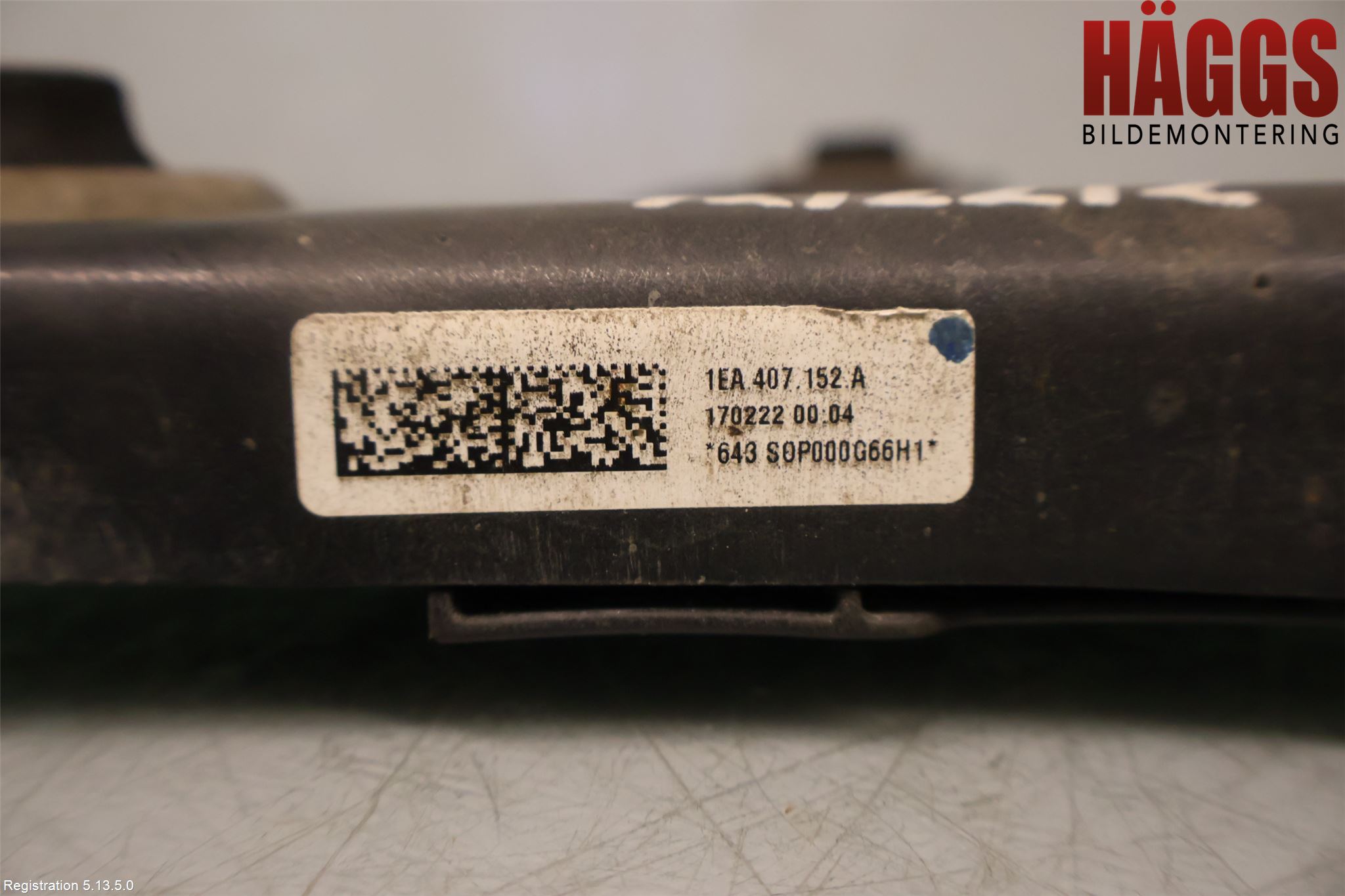 Volkswagen VW ID.5 22- Bärarm Fram Undre Hö
