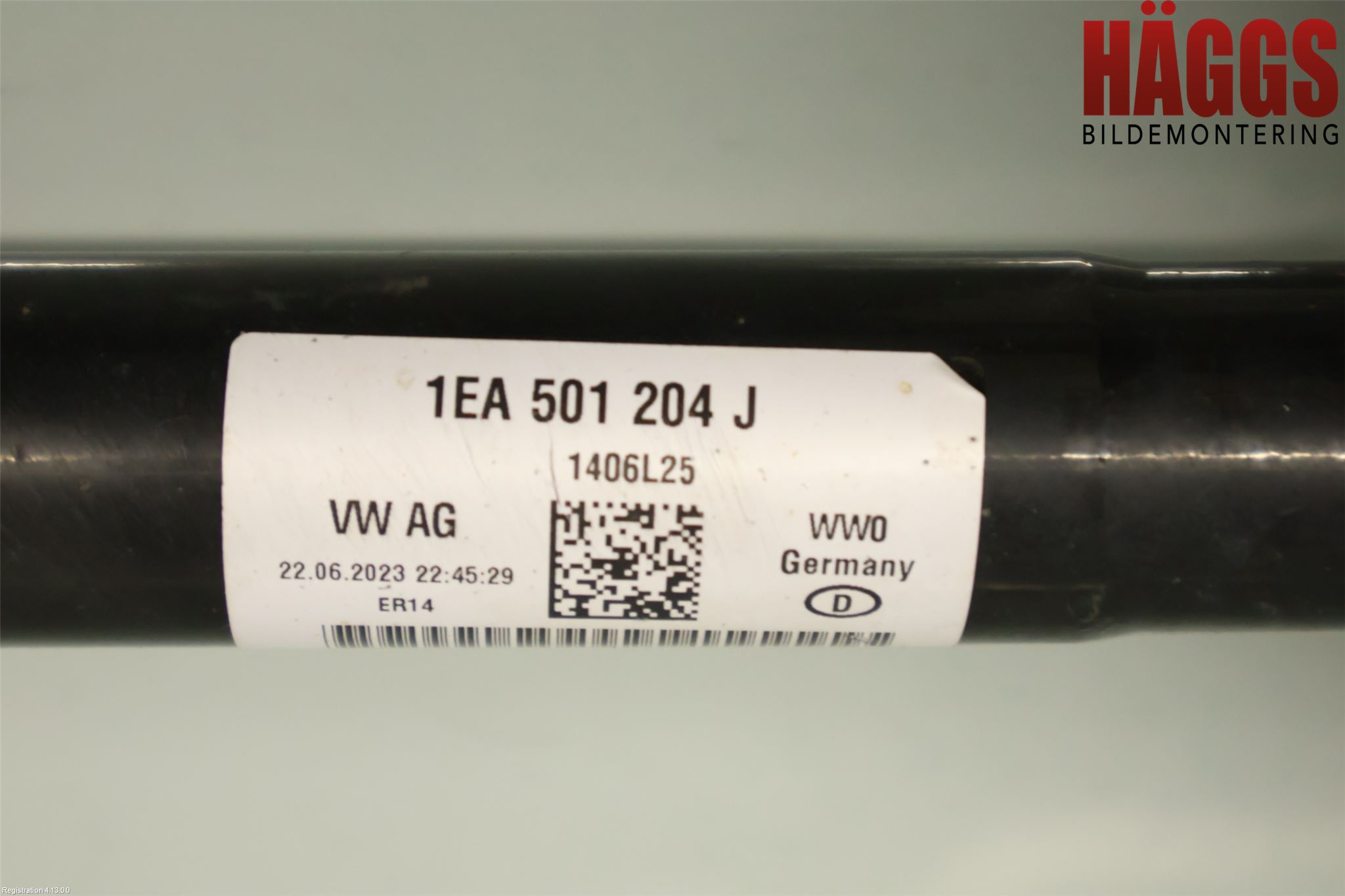 Volkswagen VW ID.4 21- Drivaxel Bak Höger