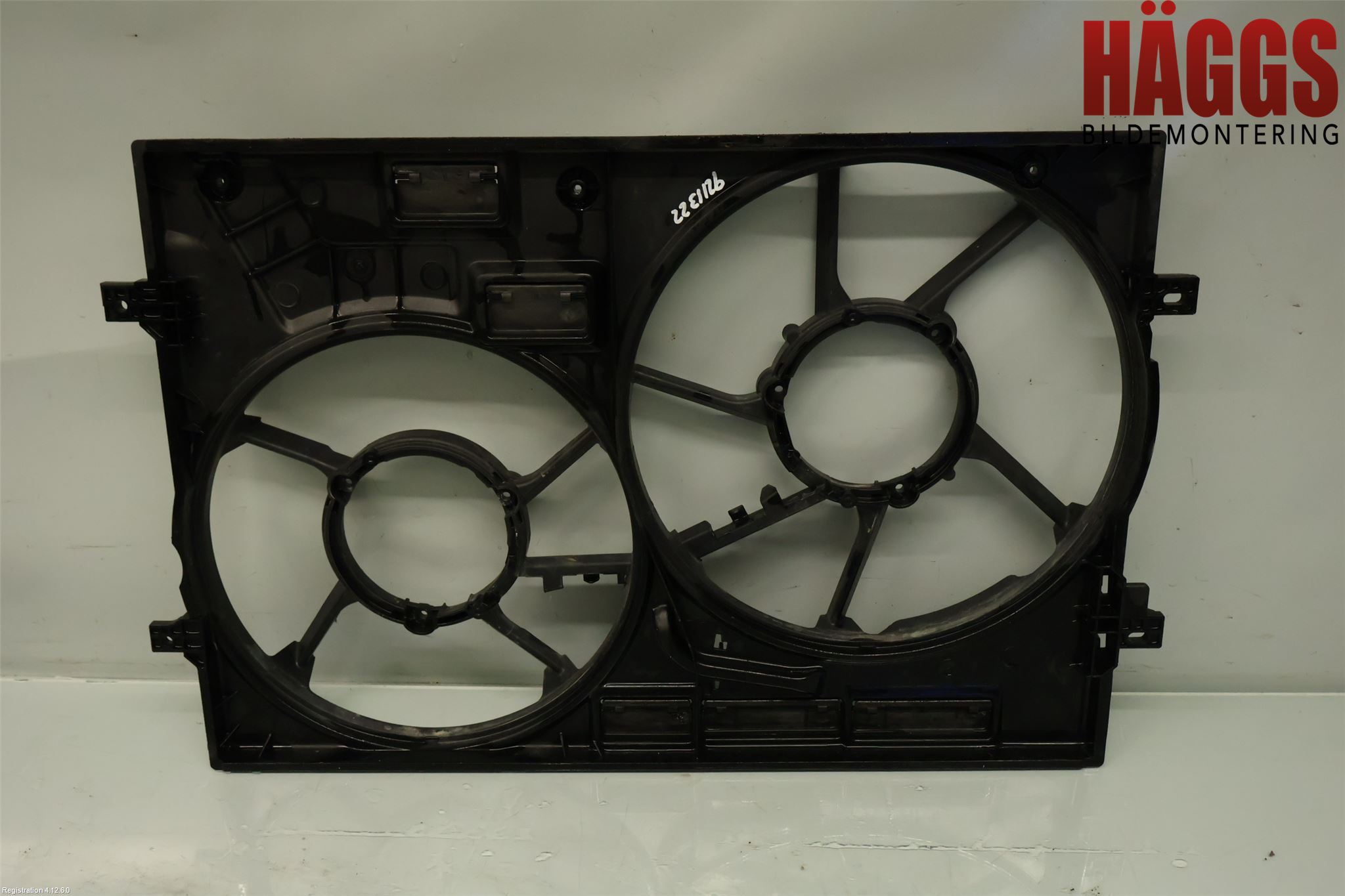 Volkswagen VW PASSAT 20-24 Kylfläktkåpa