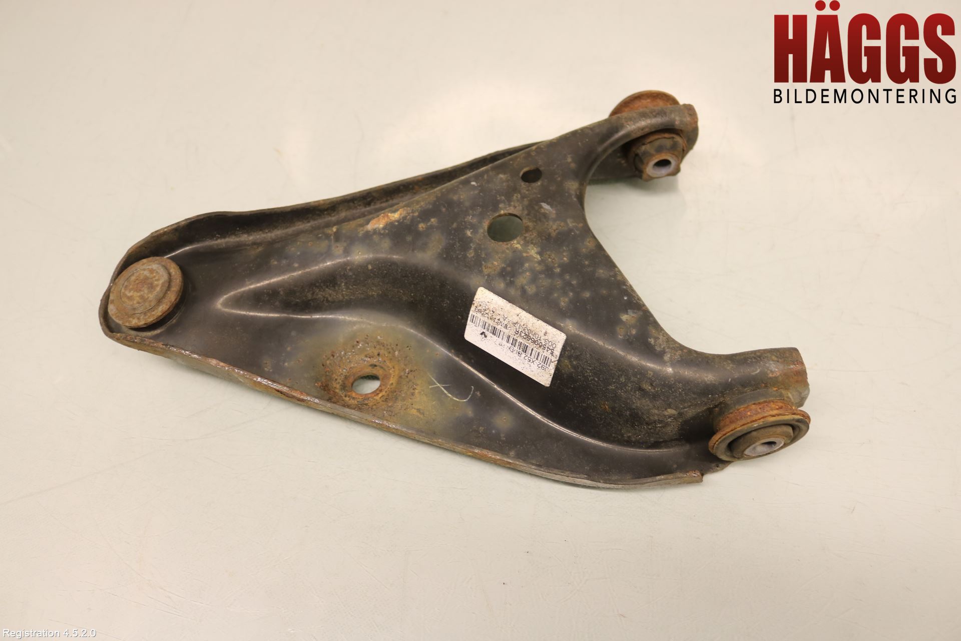 Dacia DOKKER 13- Bärarm Fram Undre Hö