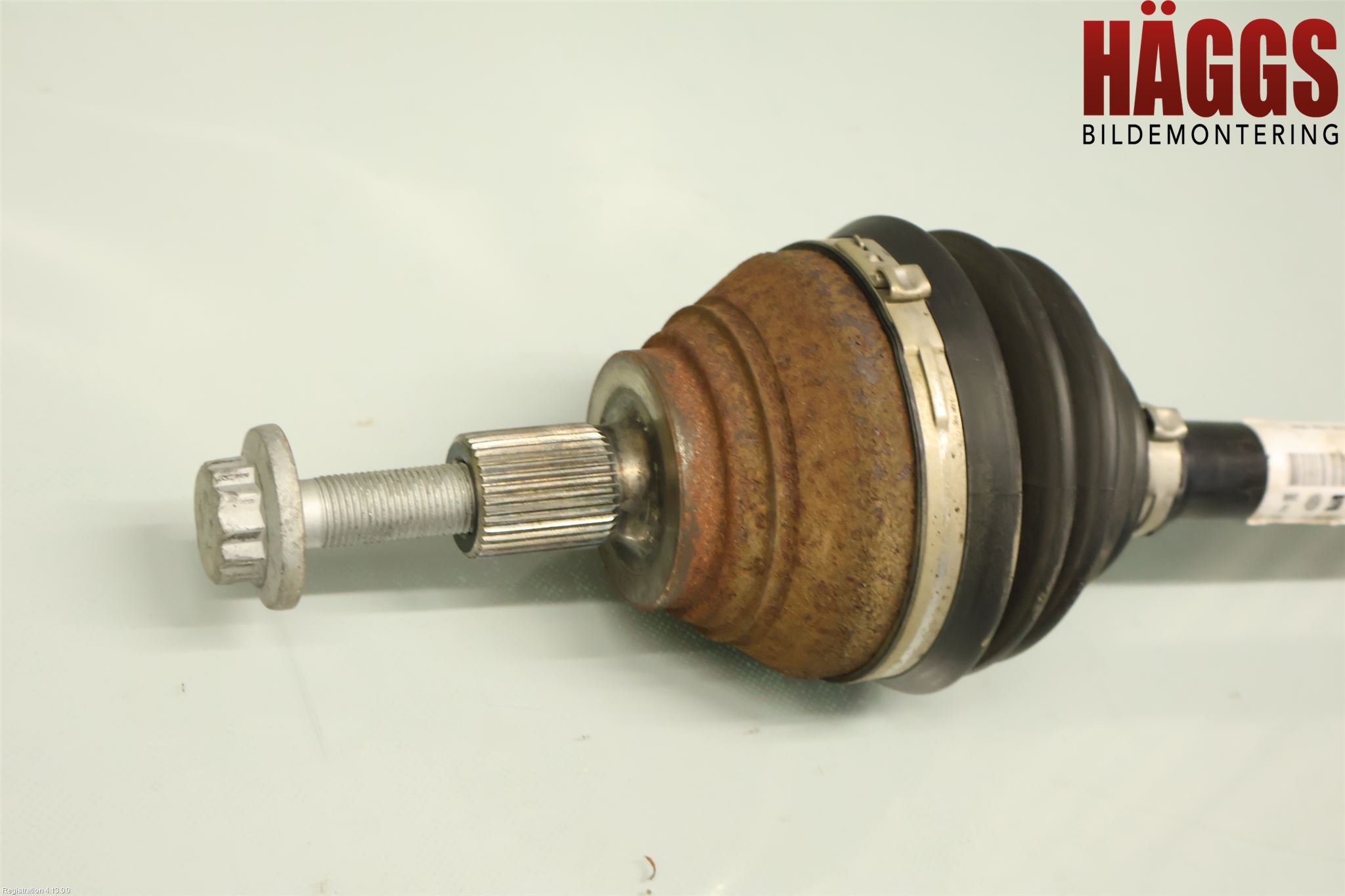 Volkswagen VW GOLF / E-GOLF VIII 20- Drivaxel Fram Höger
