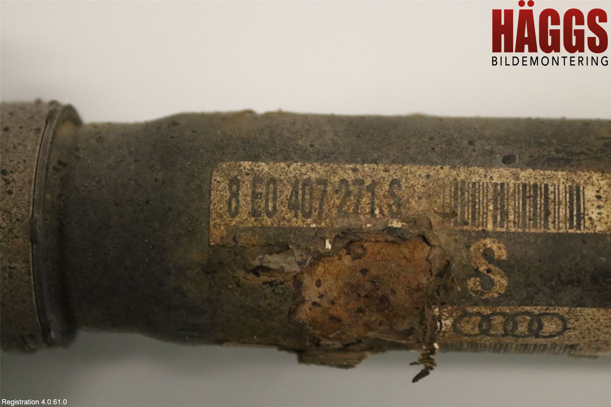 Audi A4/S4 01-05 Drivaxel Fram Vänster