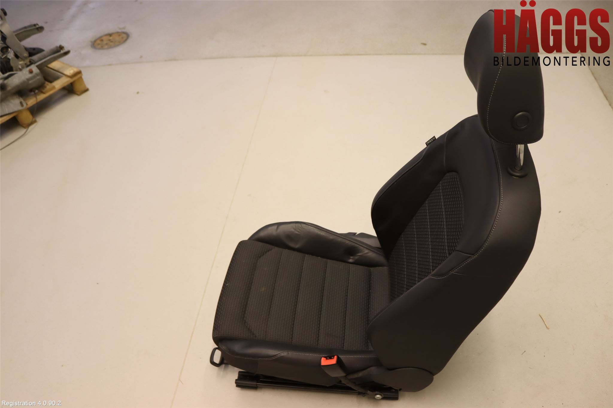 Volkswagen VW GOLF / E-GOLF VII 13-20 Inredning Stol Fram Hö