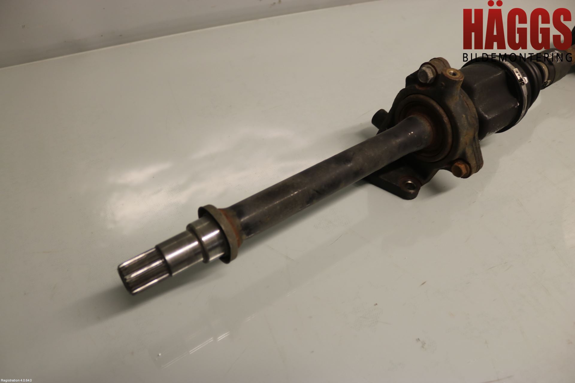 Toyota AVENSIS 98-02 Drivaxel Fram Höger