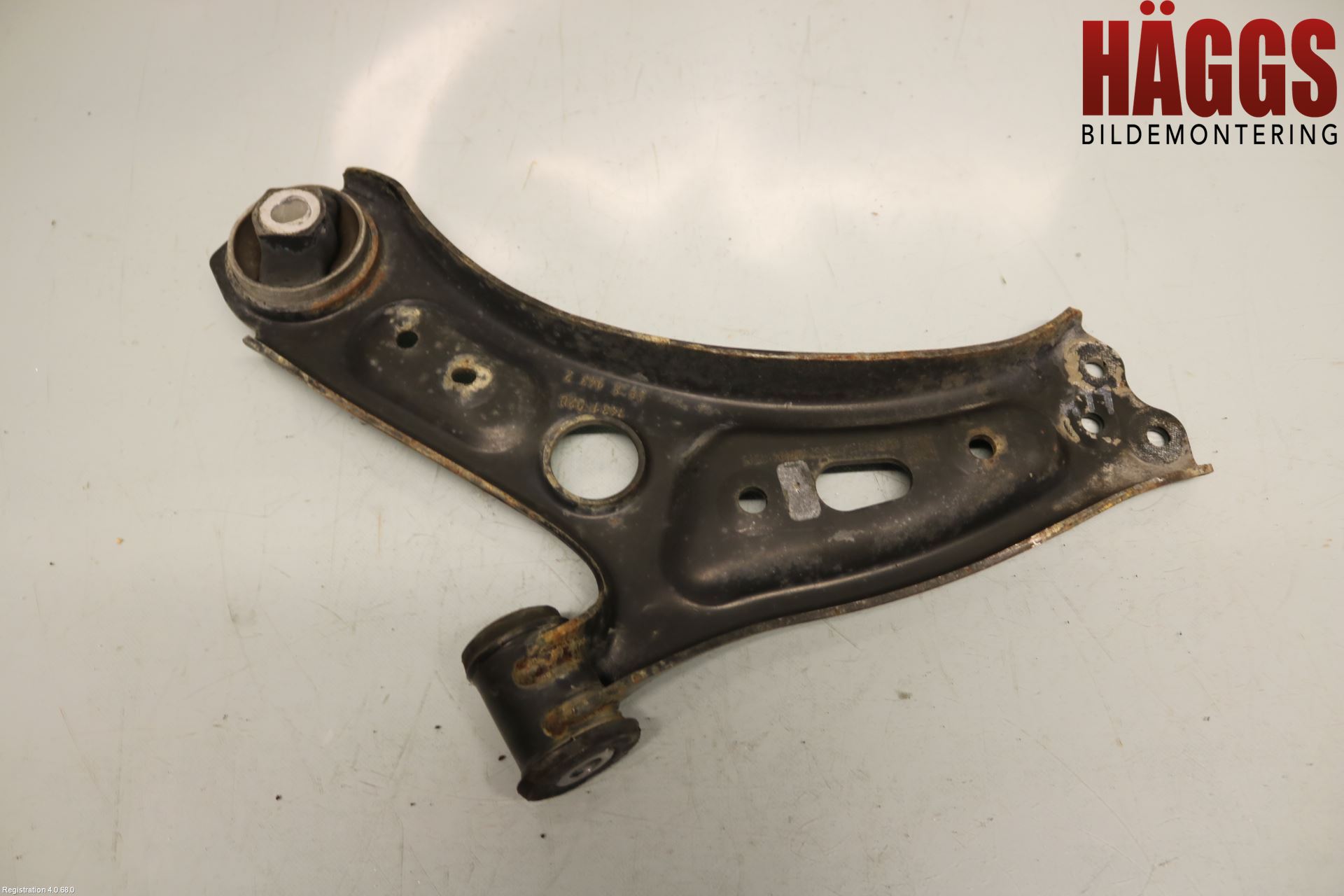 Fiat 500X 15- Bärarm Fram Undre Hö