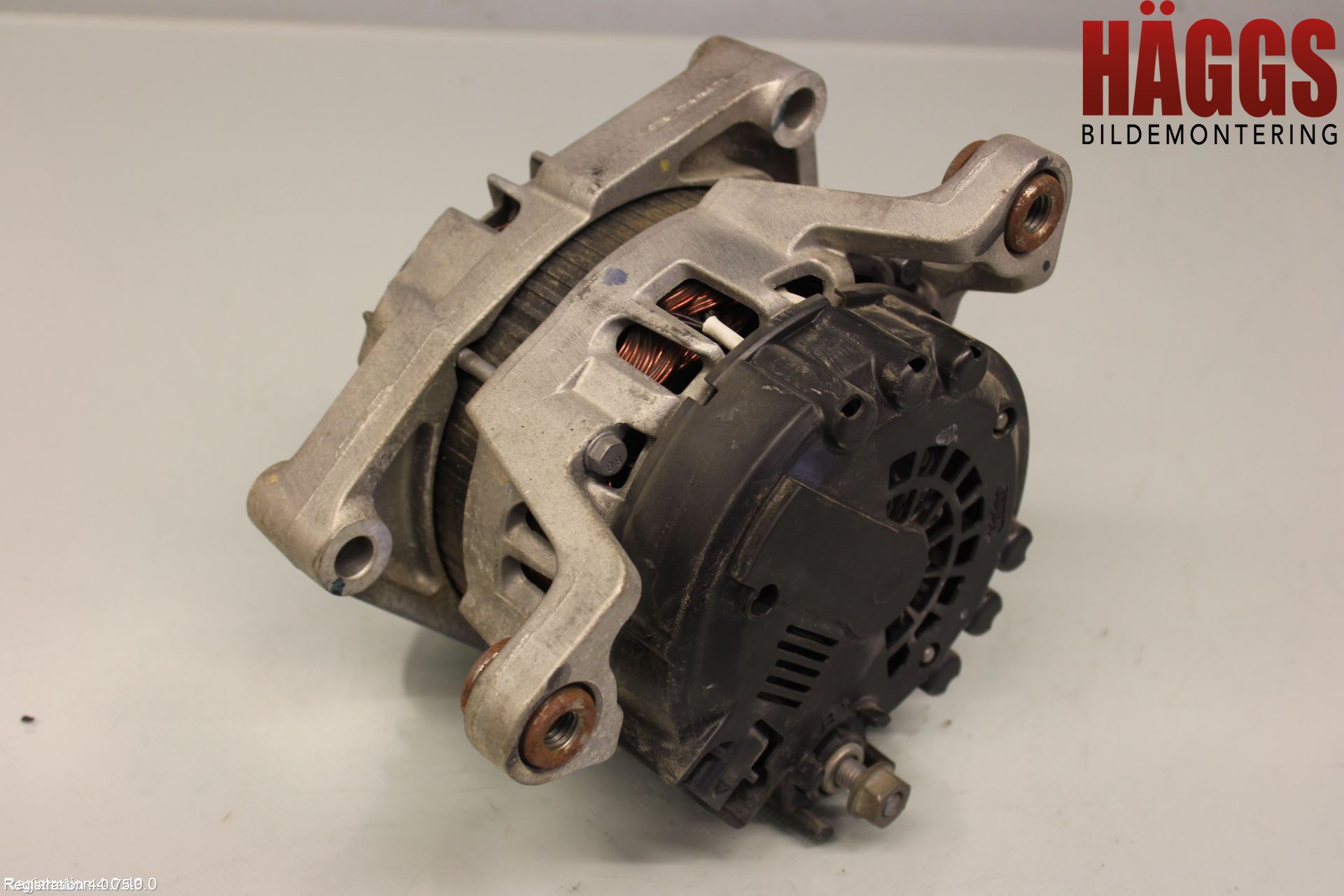 Opel ASTRA J 10-15 Generator