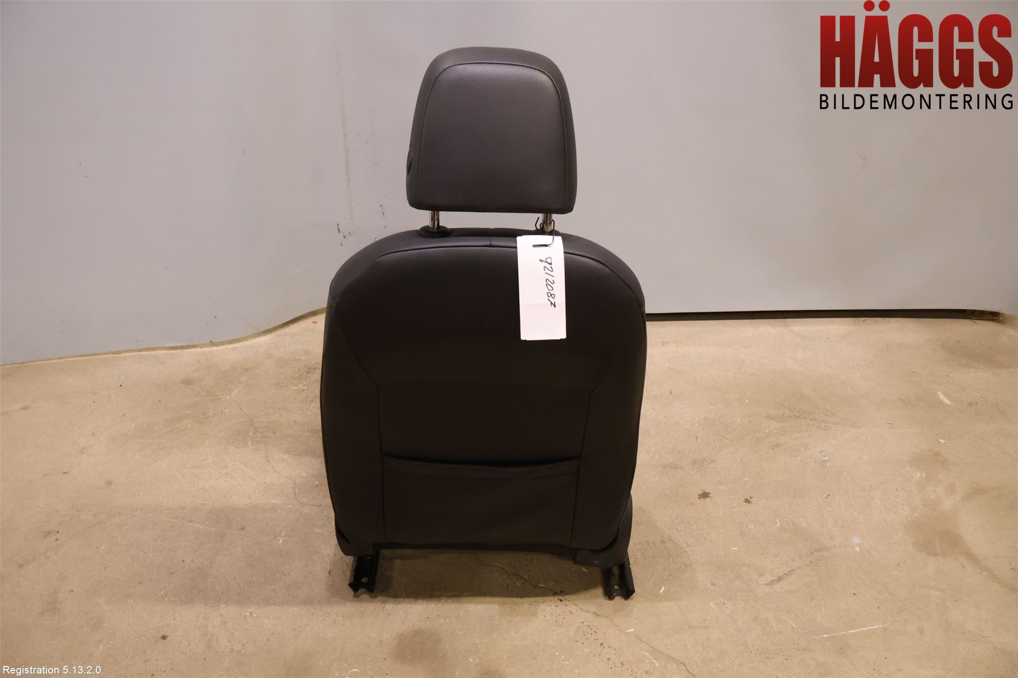 Volkswagen VW AMAROK 2H 10-22 Inredning Stol Fram Hö