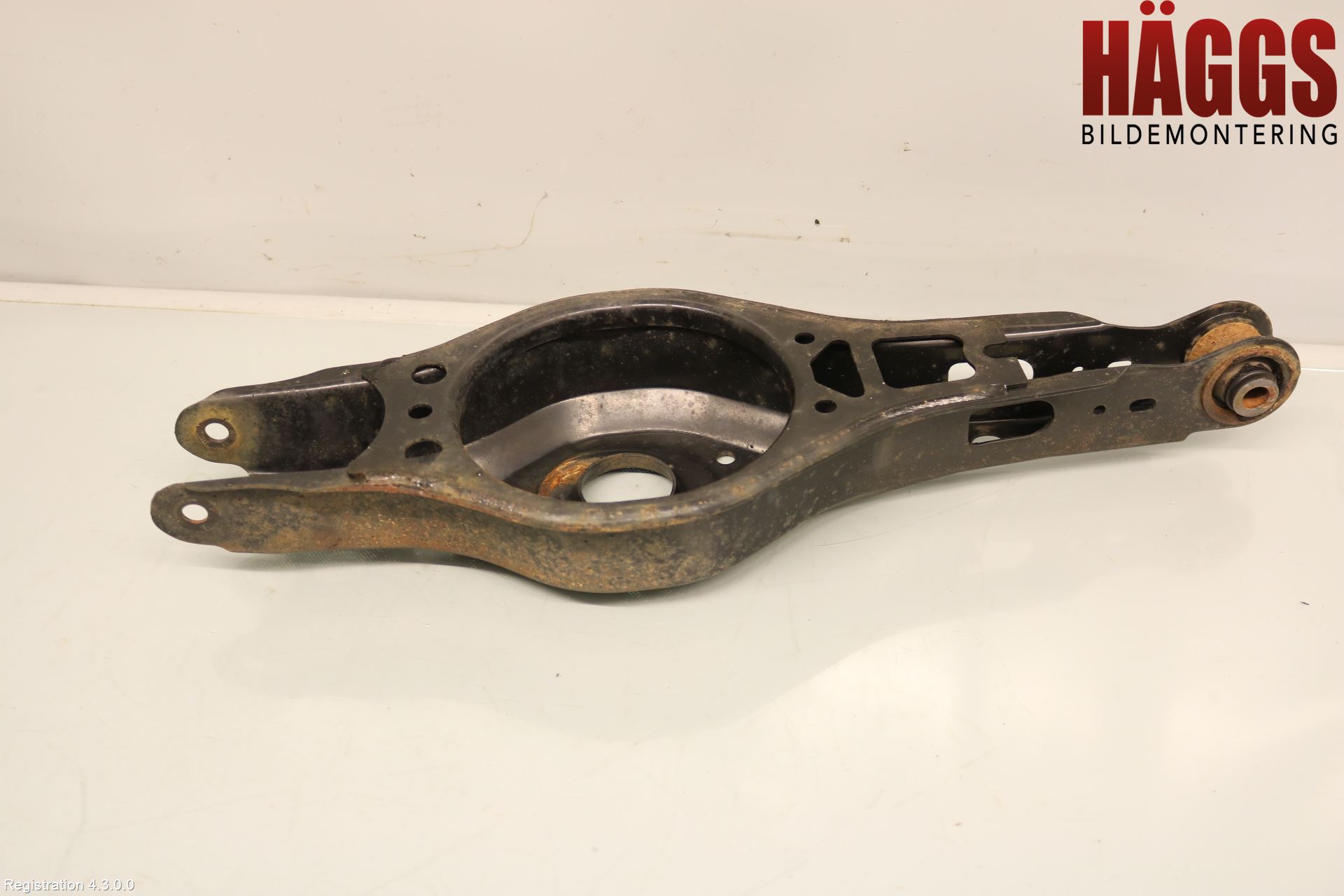 Toyota C-HR 16-23 Bärarm Bak Höger