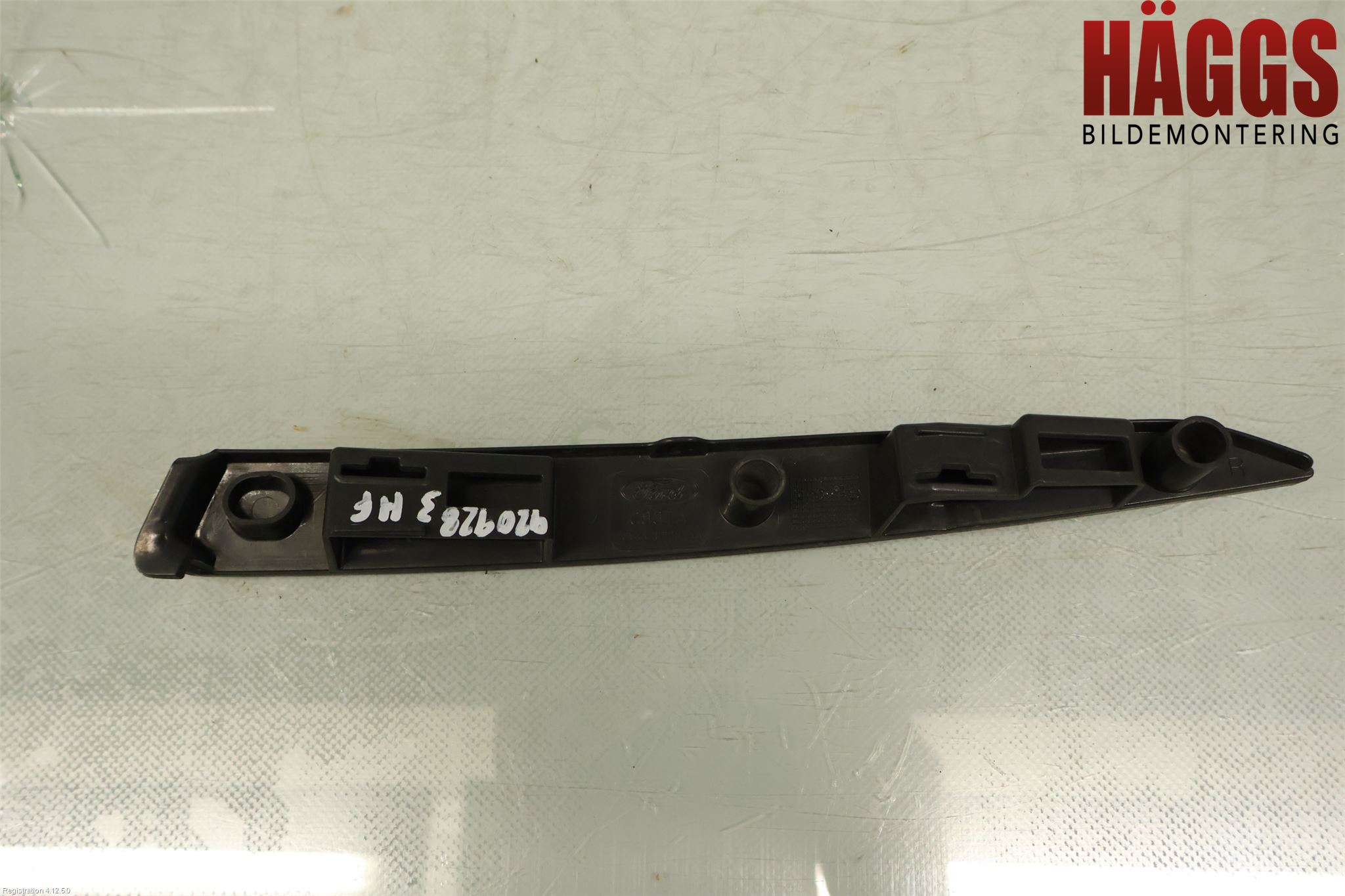 Ford KUGA 13-16 Stötfångardel Fram Hö