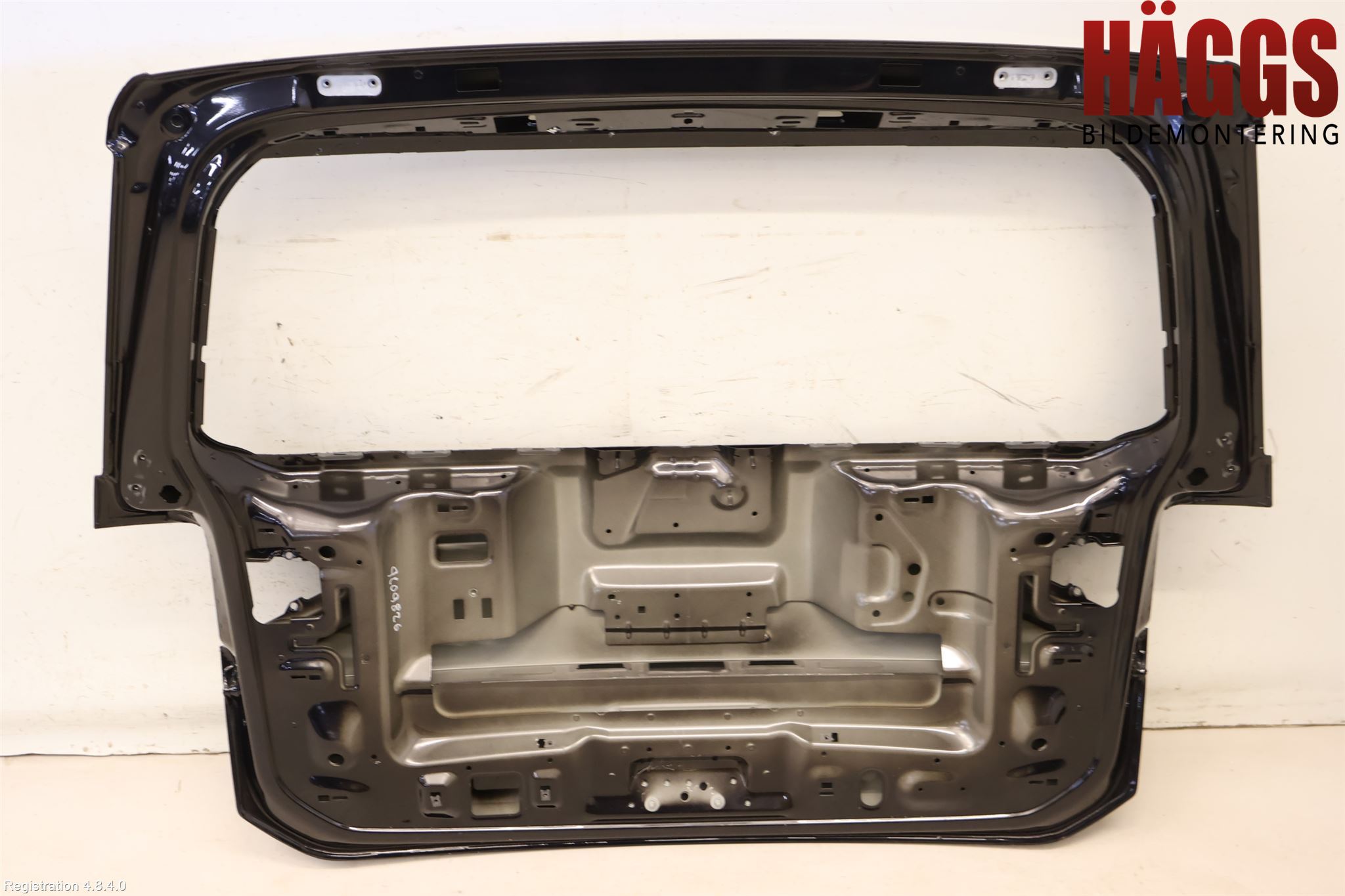 Volkswagen VW TOURAN 16- Baklucka Kombi