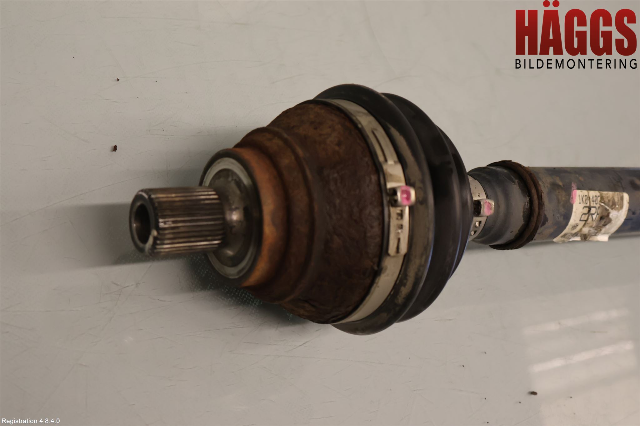 Volkswagen VW GOLF VI 09-13 Drivaxel Fram Höger