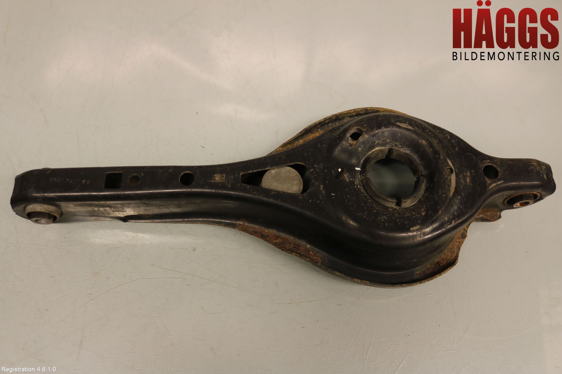 Ford KUGA 17-19 Bärarm Bak Vänster