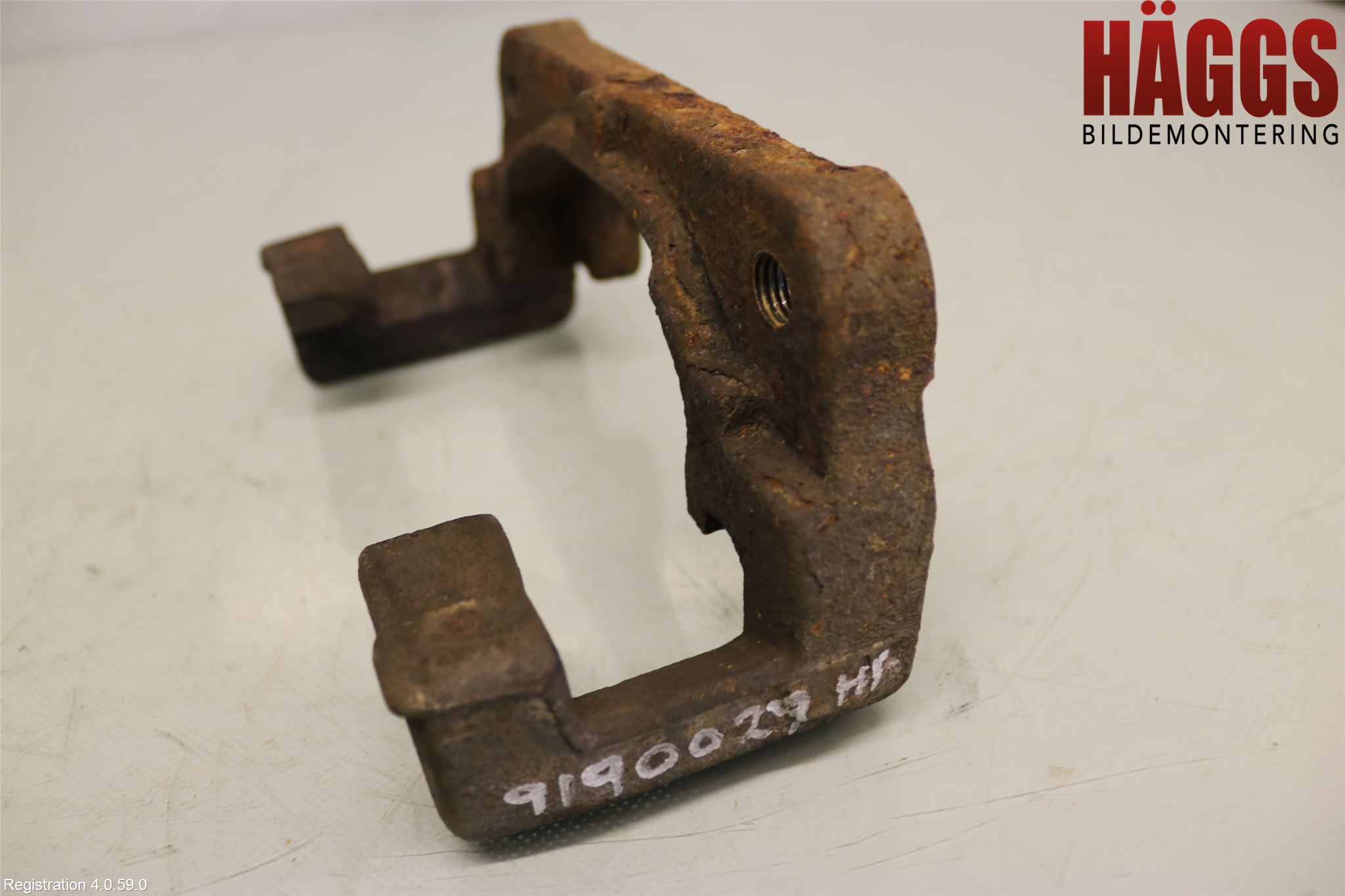 BMW 5 E60/61 Sed/Tou 02-10 Bromsokshållare