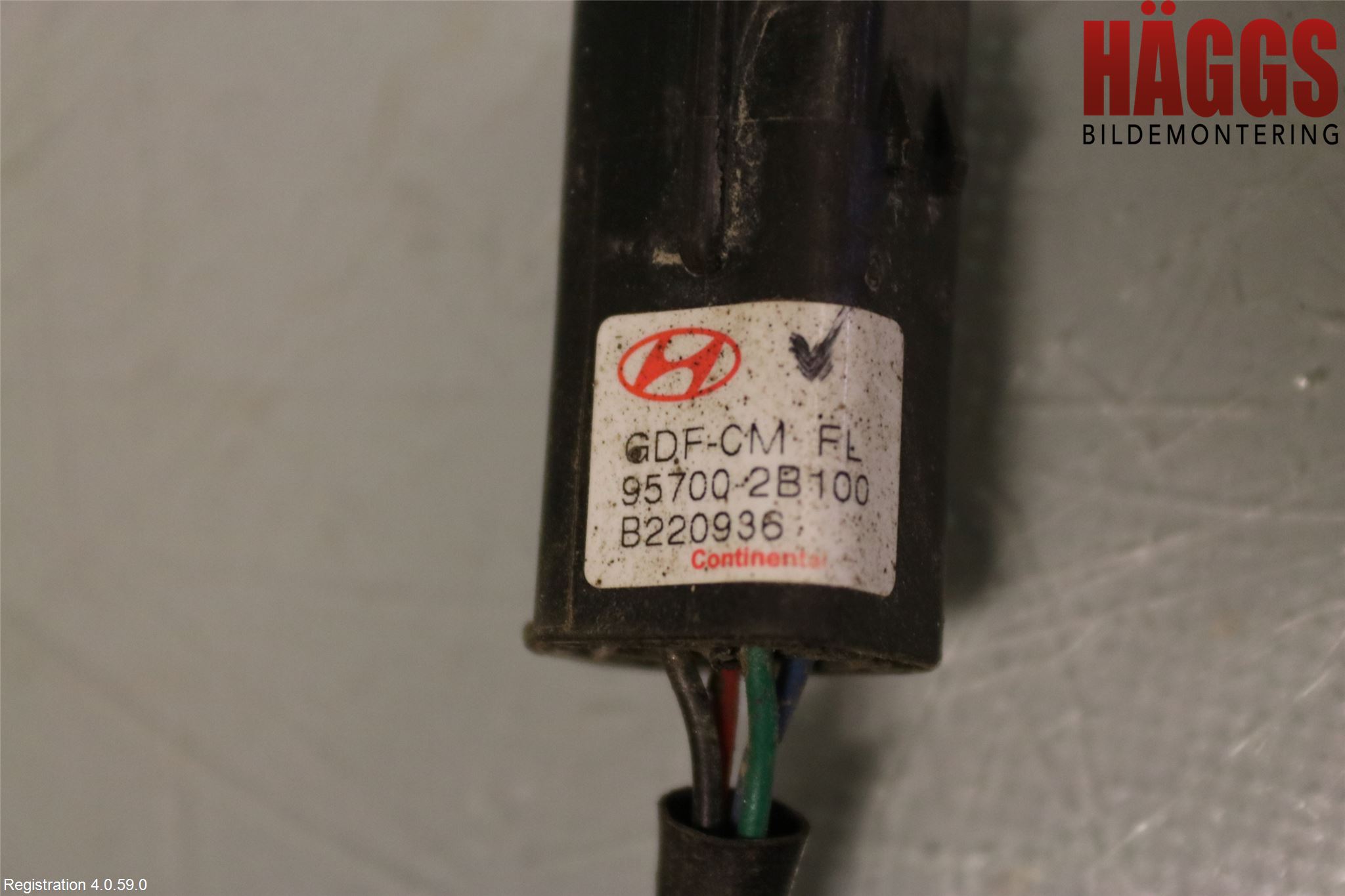 Hyundai SANTA FE  06-12 Parkeringshjälp Backsensor