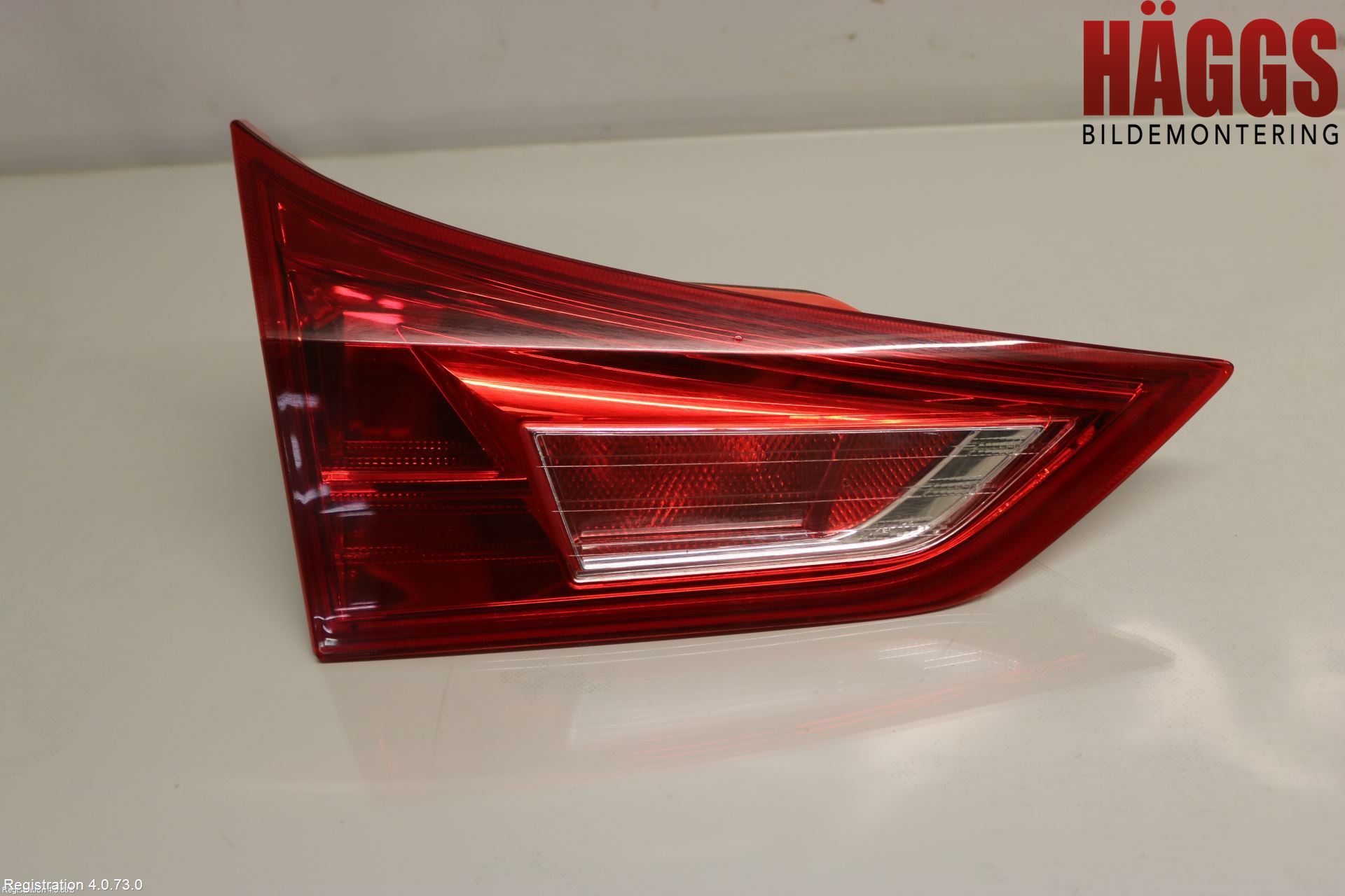 Toyota AURIS 13-19 Bakljus Lucka Vä