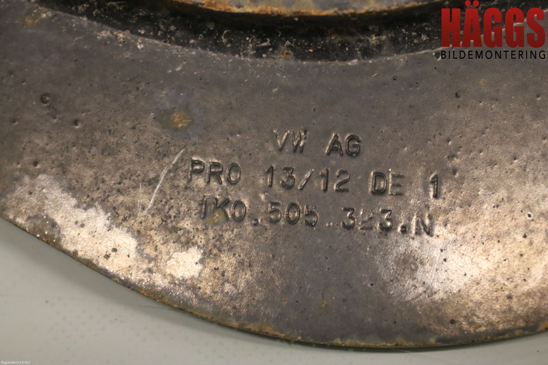 Volkswagen VW PASSAT 11-14 Bärarm Bak Vänster