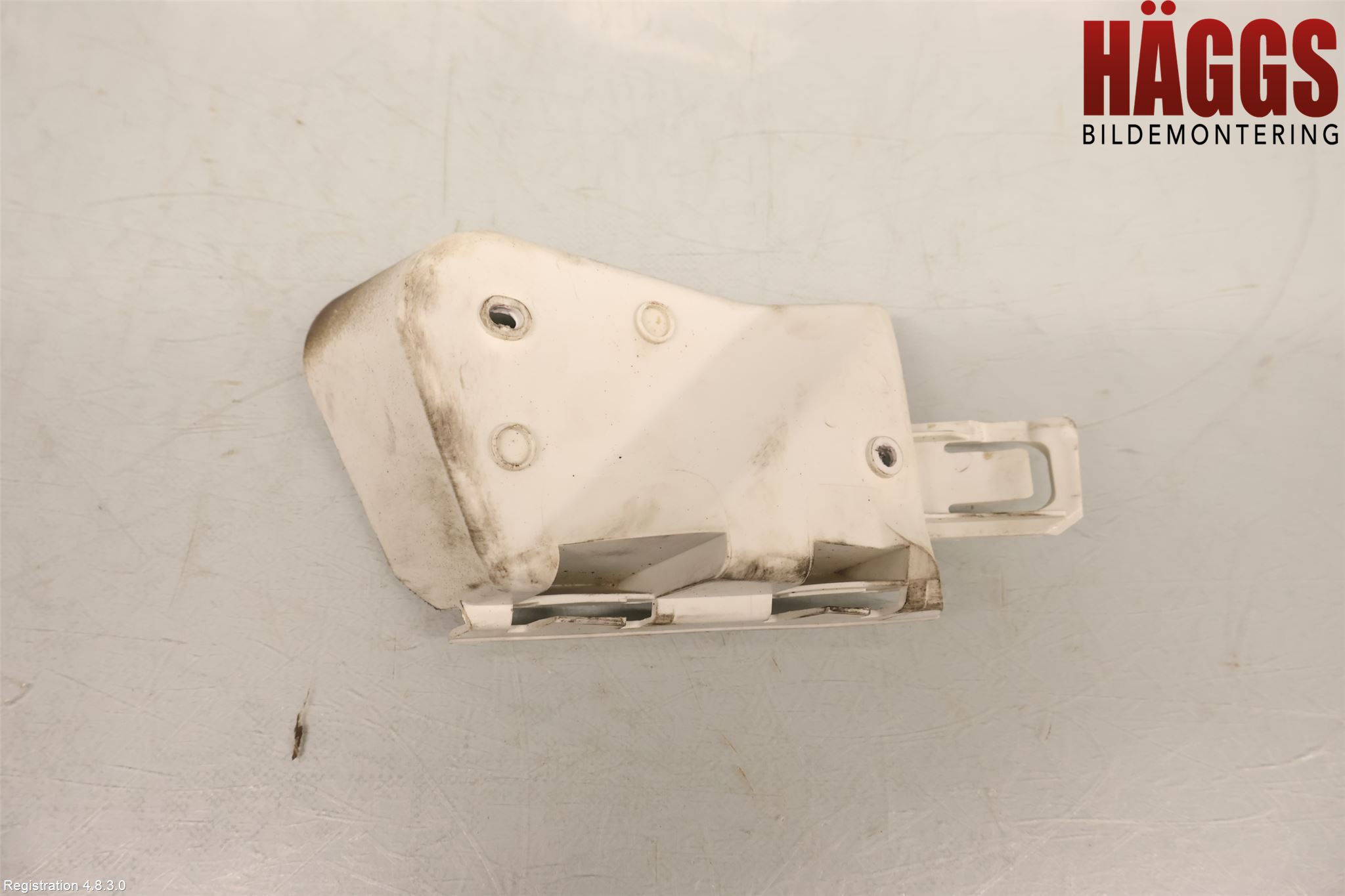 Ford FOCUS 11-14 Stötfångarfäste Bak Hö