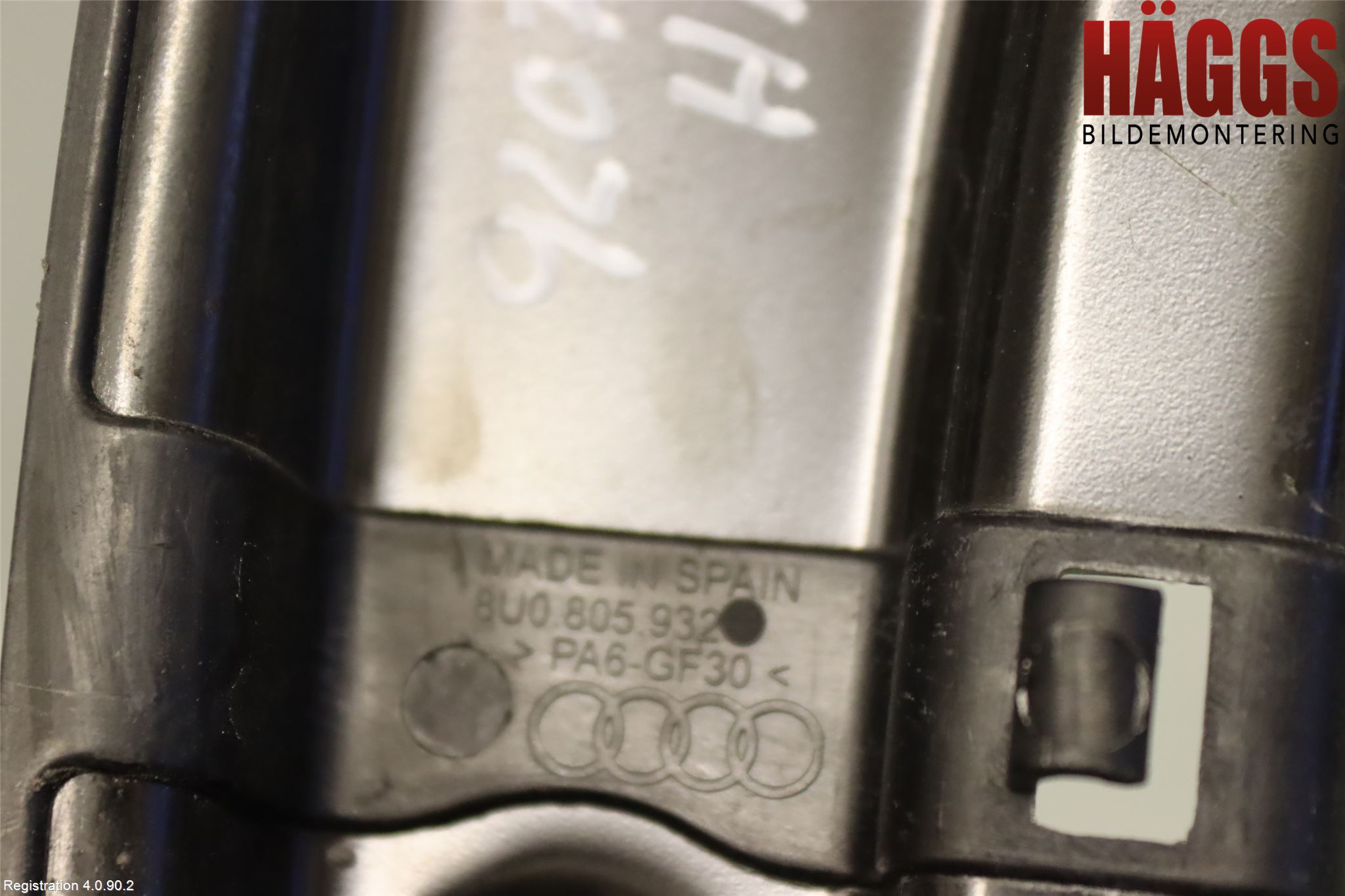 Audi Q3 8U 12-18 Frontplåt