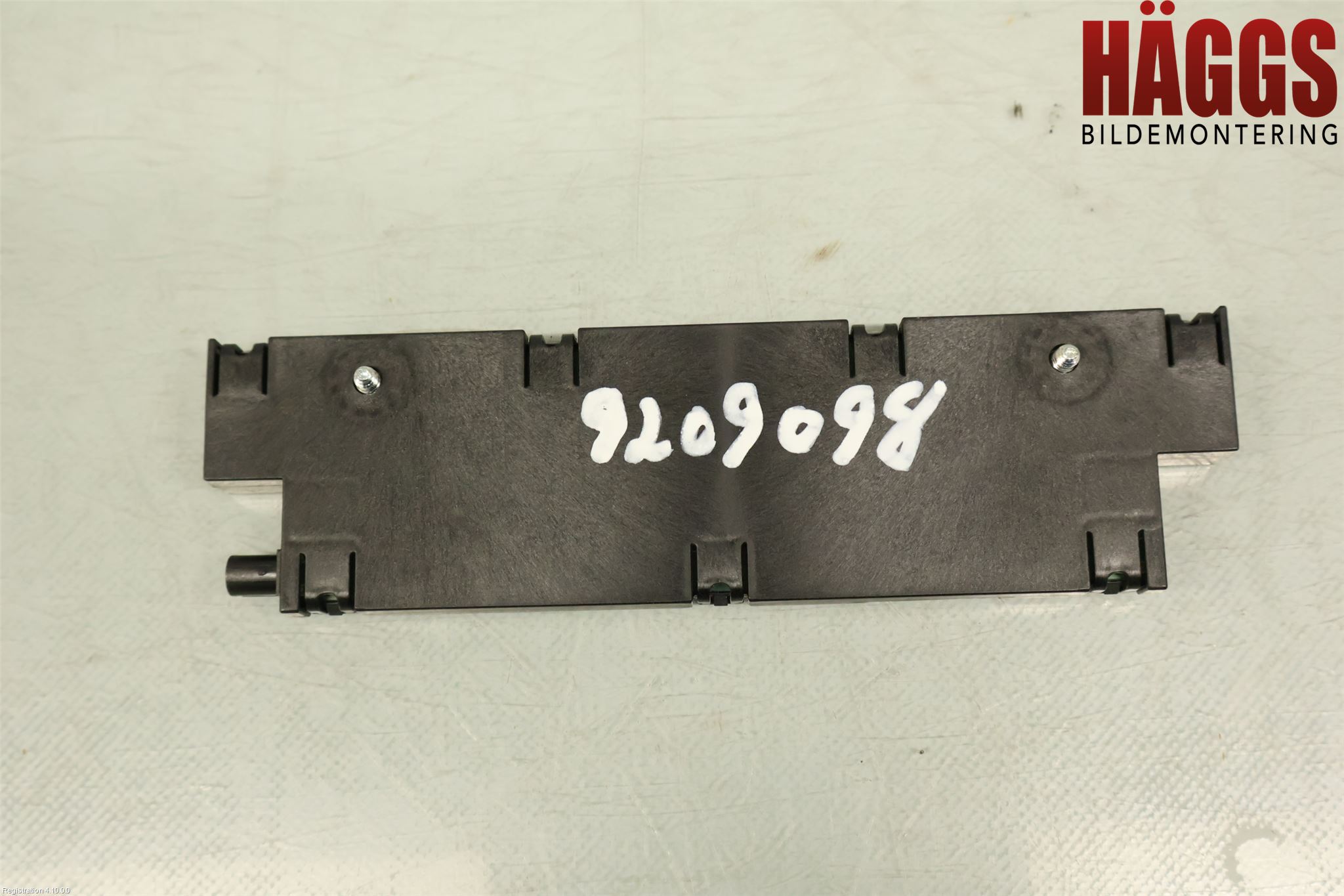BMW 5 F10/F11/F18 09-17 Antennförstärkare