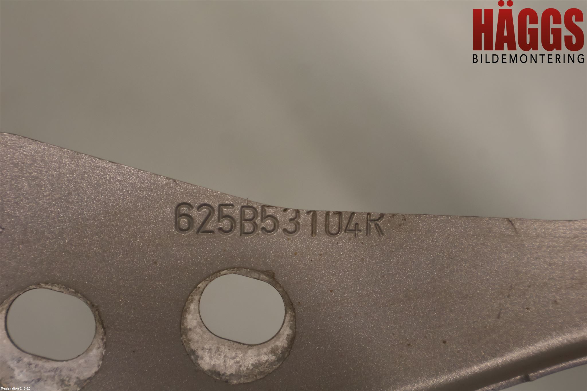 Renault CAPTUR 13-19 Front Huvlåsplåt-Balk