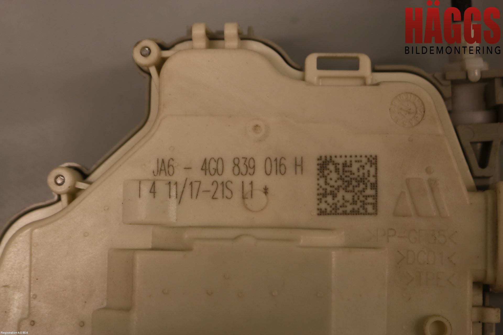 Audi A4 ALLROAD 17- Låskista-Dörrlås