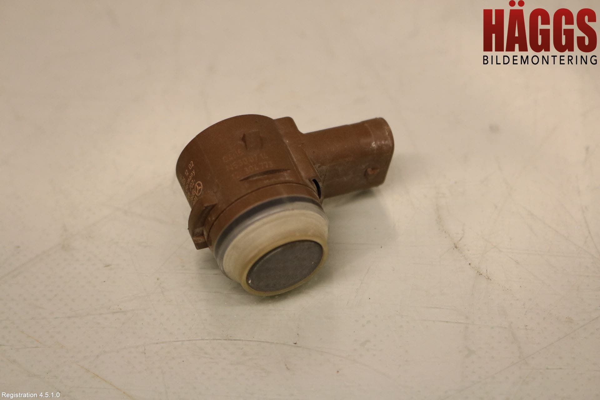 Mercedes-Benz MB E-KLASS (W212) 09-16 Parkeringshjälp Frontsensor
