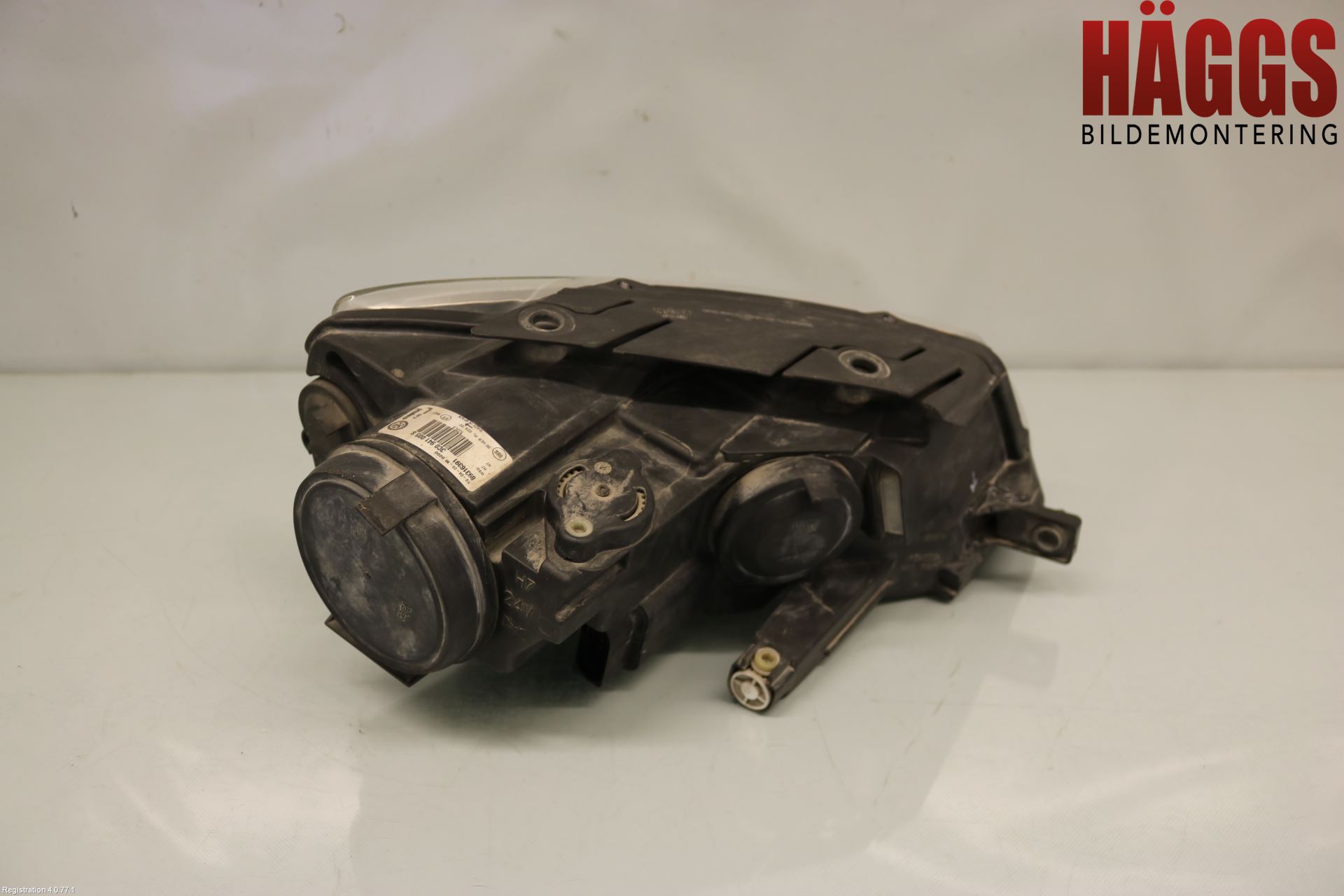 Volkswagen VW PASSAT 05-11 Strålkastare Vänster