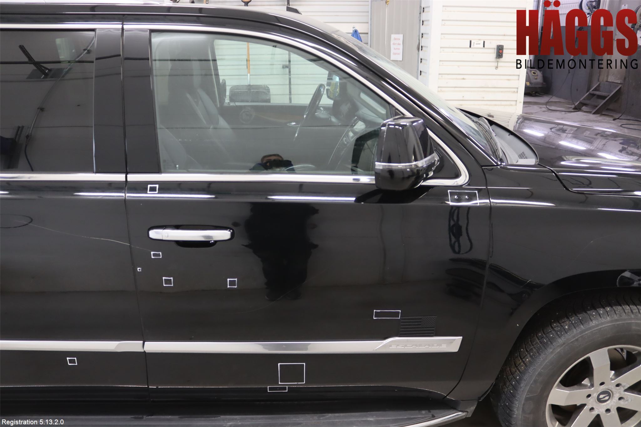 Cadillac ESCALADE Dörr Fram Höger
