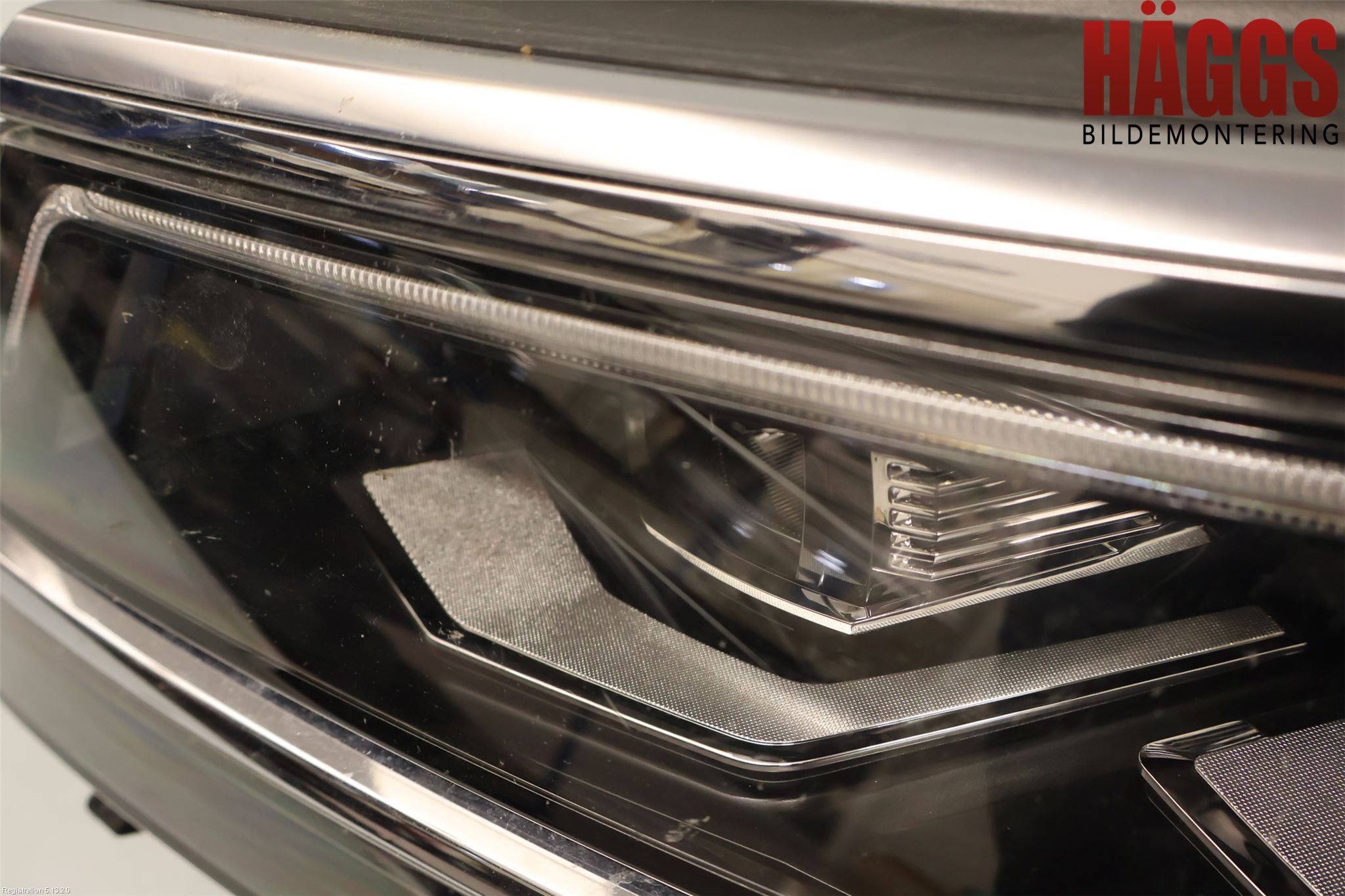 Volkswagen VW TIGUAN 16-24 Strålkastare Vänster