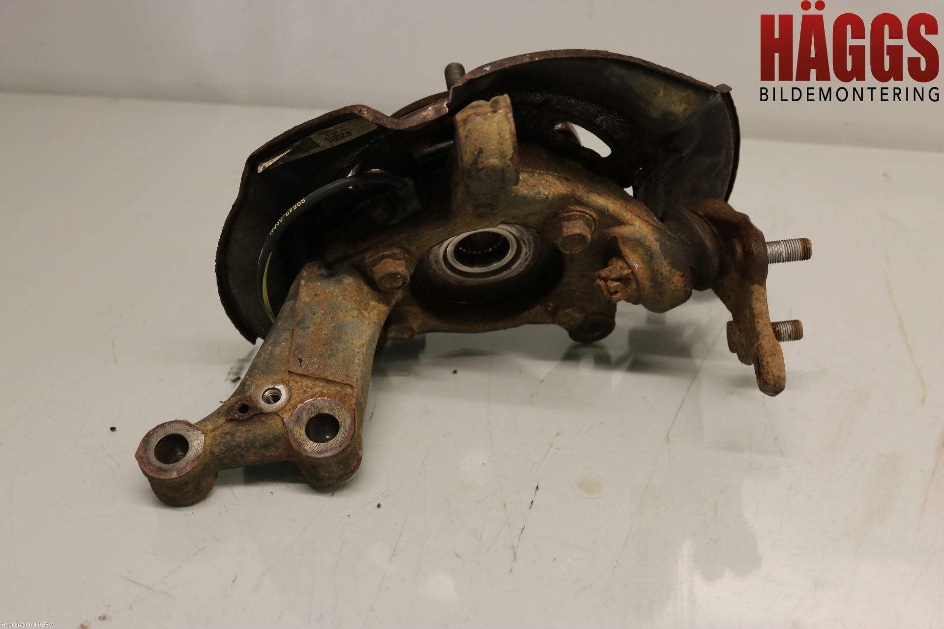 Toyota AVENSIS 09-15 Styrspindel Lagerhus Hö